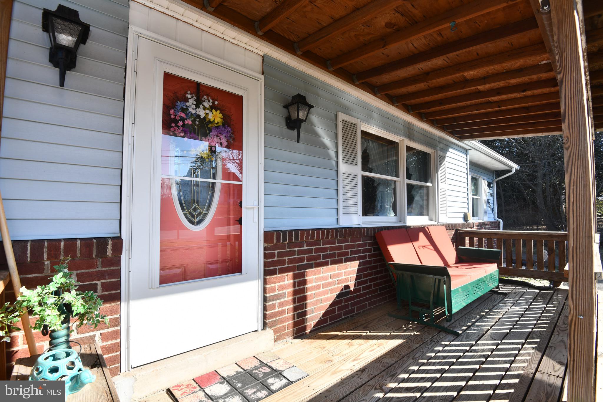 YORKSHIRE VILLAGE - Residential