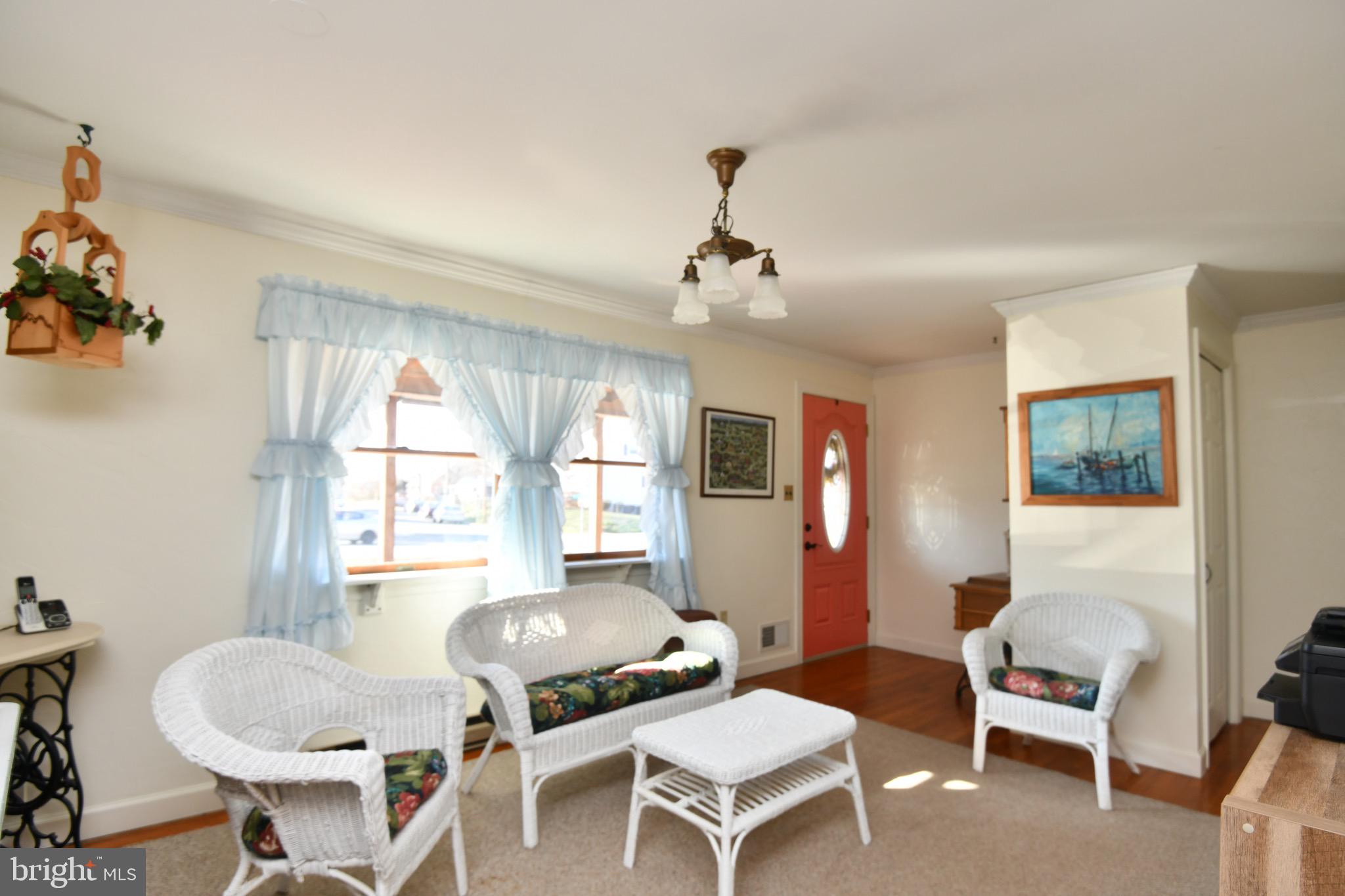 YORKSHIRE VILLAGE - Residential