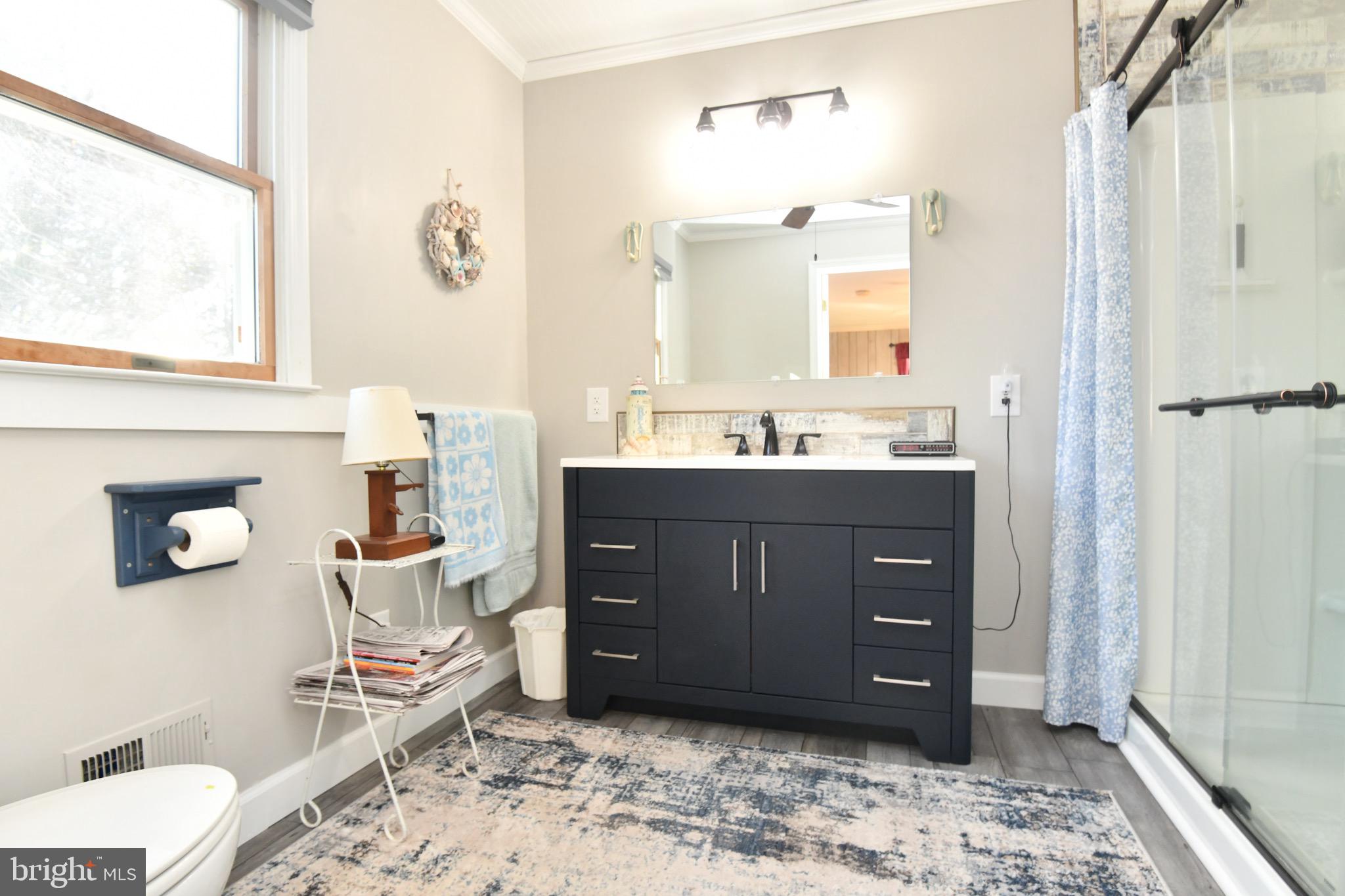 YORKSHIRE VILLAGE - Residential