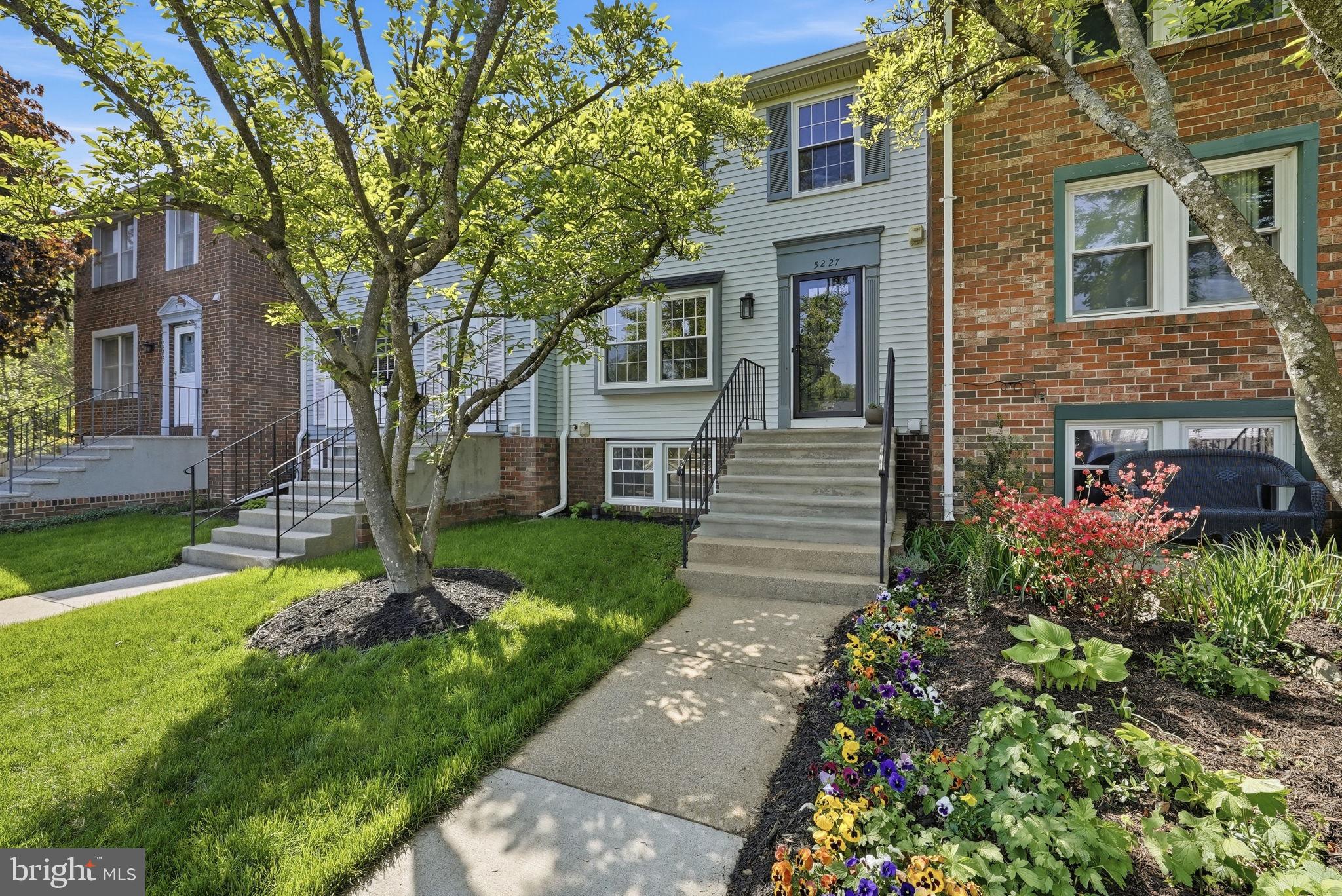 5227 PLEASURE COVE COURT