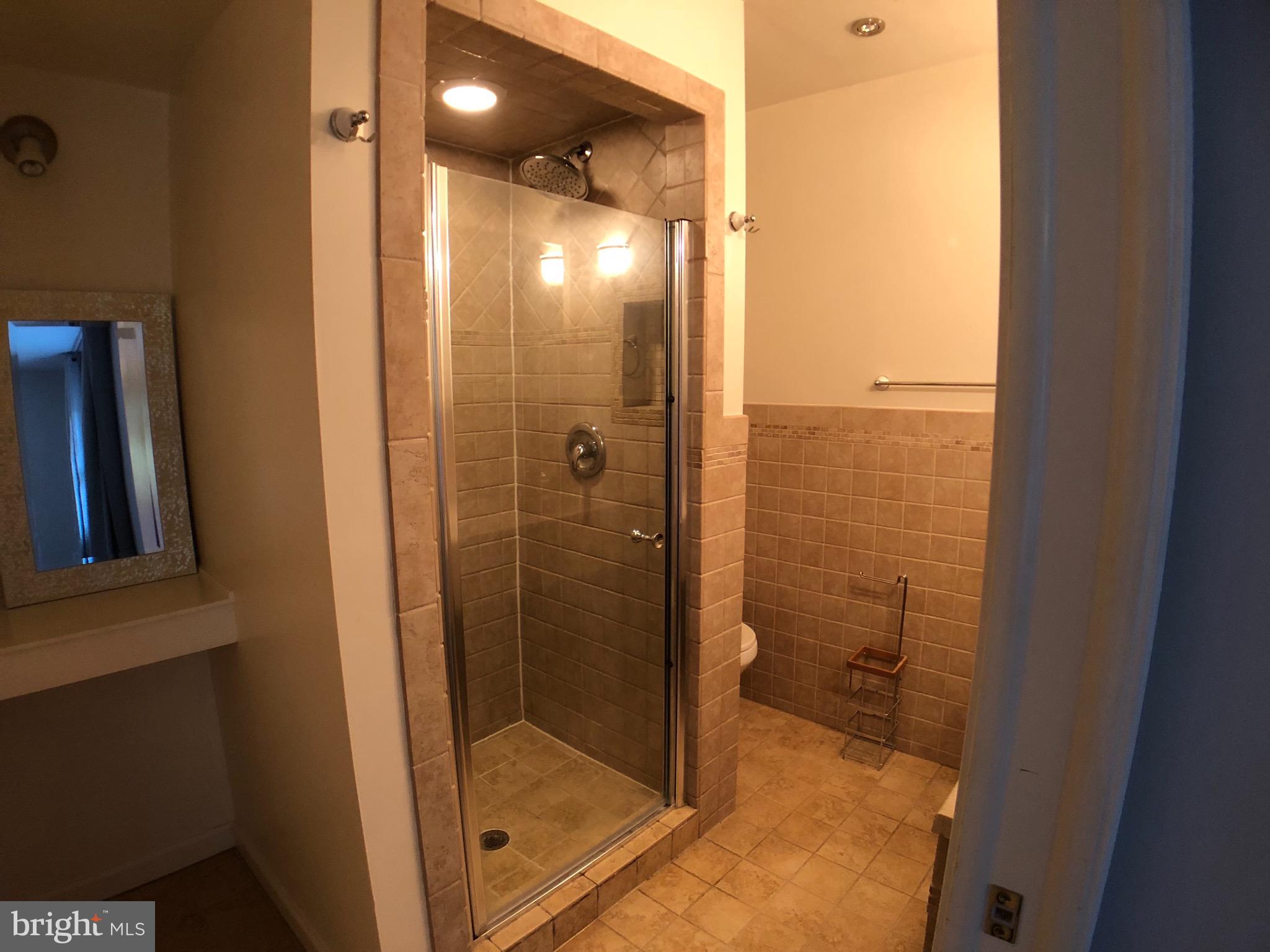 GREENTEE - Residential Lease