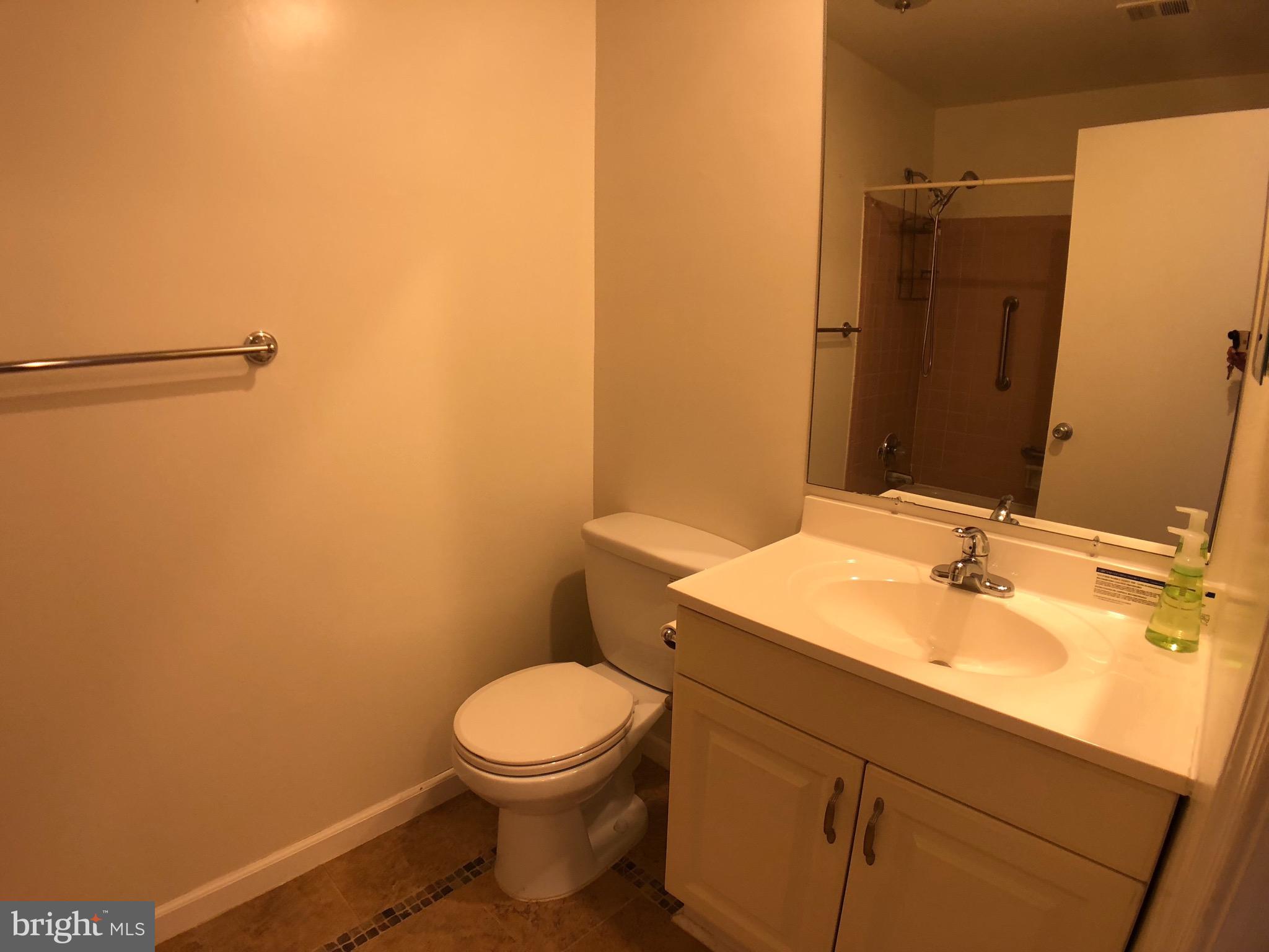 GREENTEE - Residential Lease