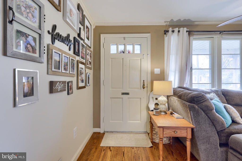 Photo of 327 E 2nd Avenue, LITITZ, PA 17543 (MLS # PALA2061616)