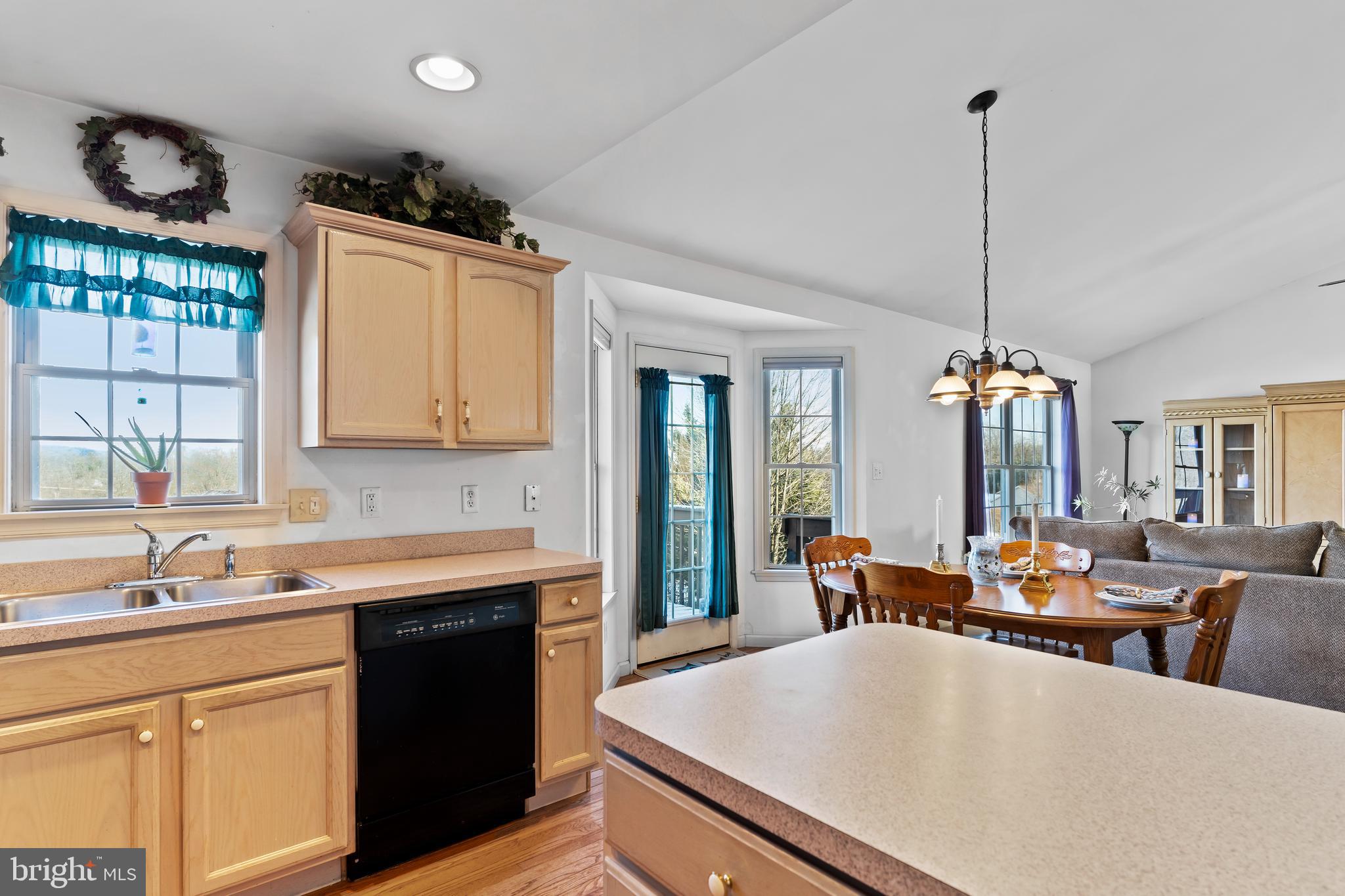 FAIRVIEW - Residential