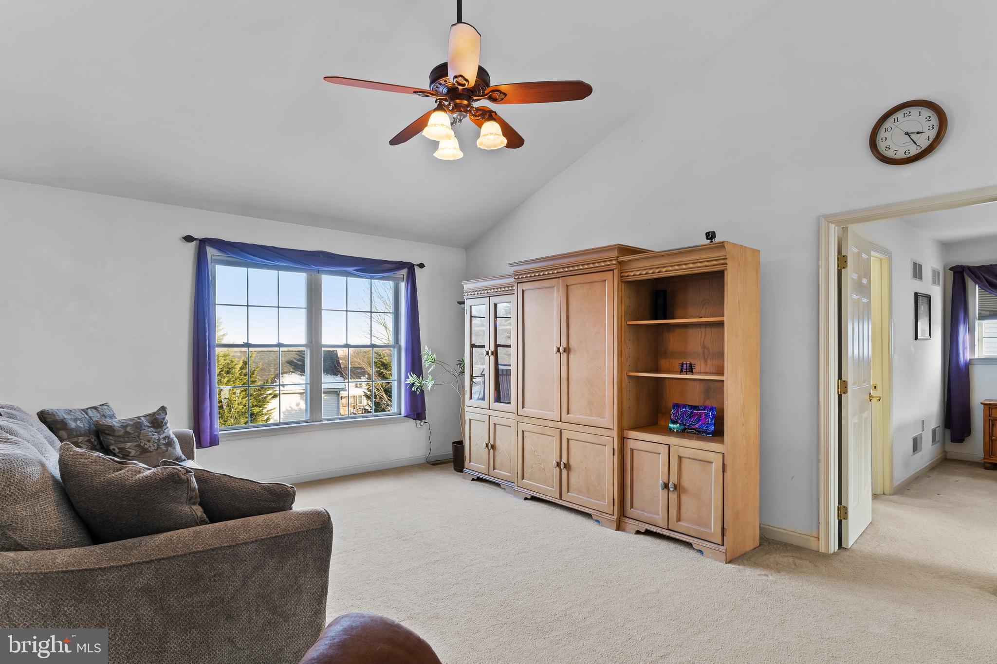 FAIRVIEW - Residential