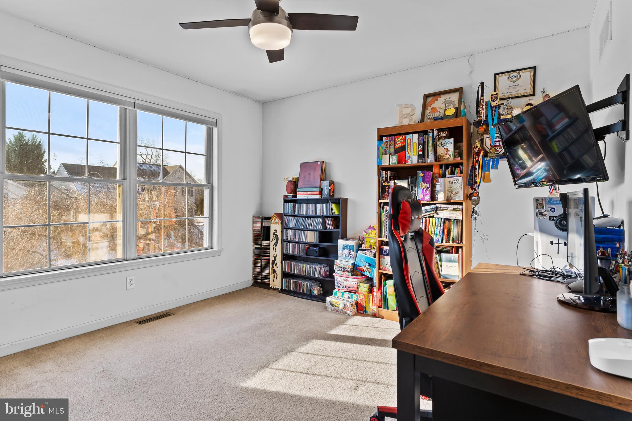 FAIRVIEW - Residential