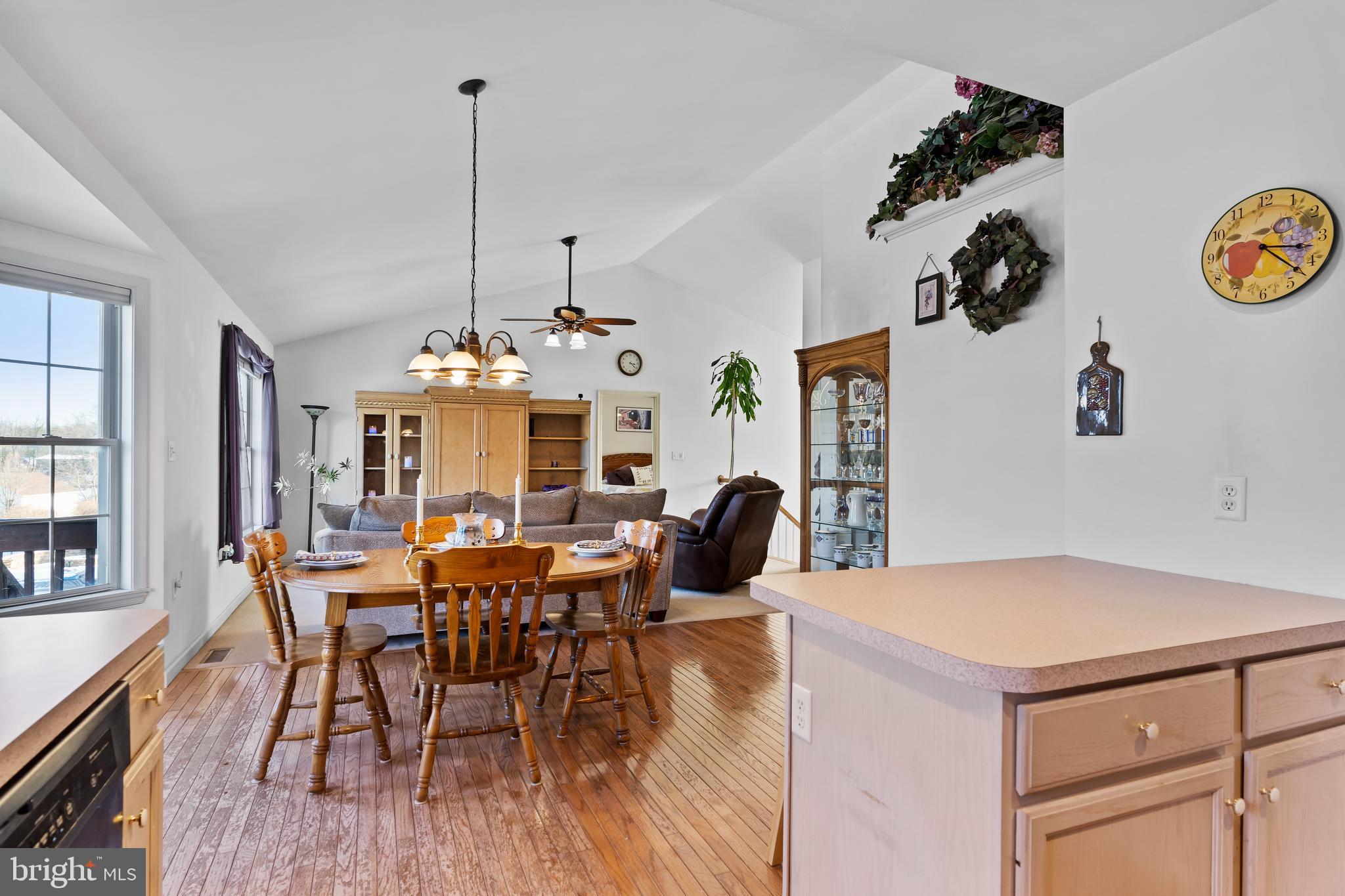 FAIRVIEW - Residential