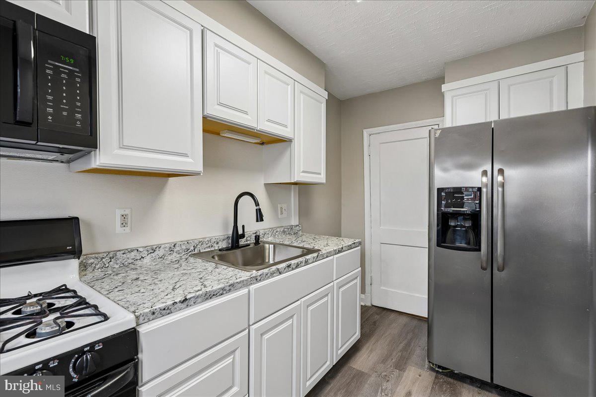 MIDDLESEX - Residential