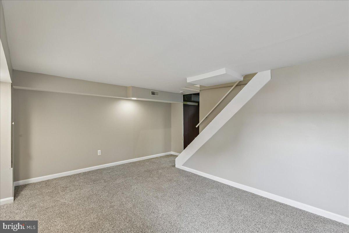 MIDDLESEX - Residential