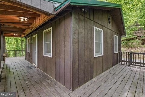Tiny photo for 98 Ore Trail, BERKELEY SPRINGS, WV 25411 (MLS # WVMO2007630)