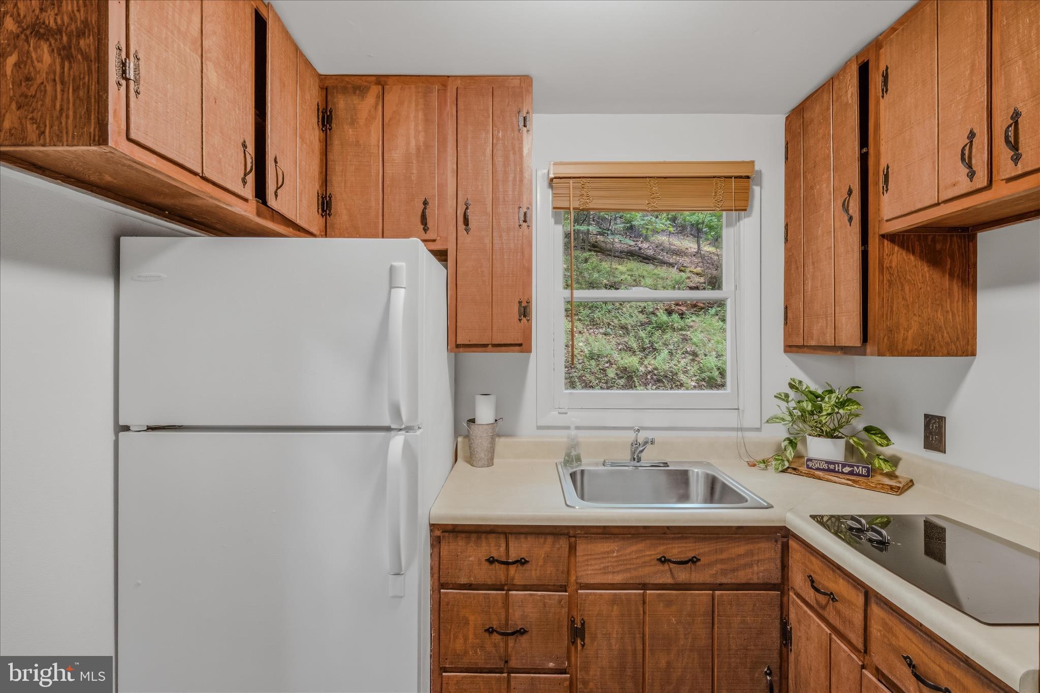 SPRUCE PINE HOLLOW - Residential
