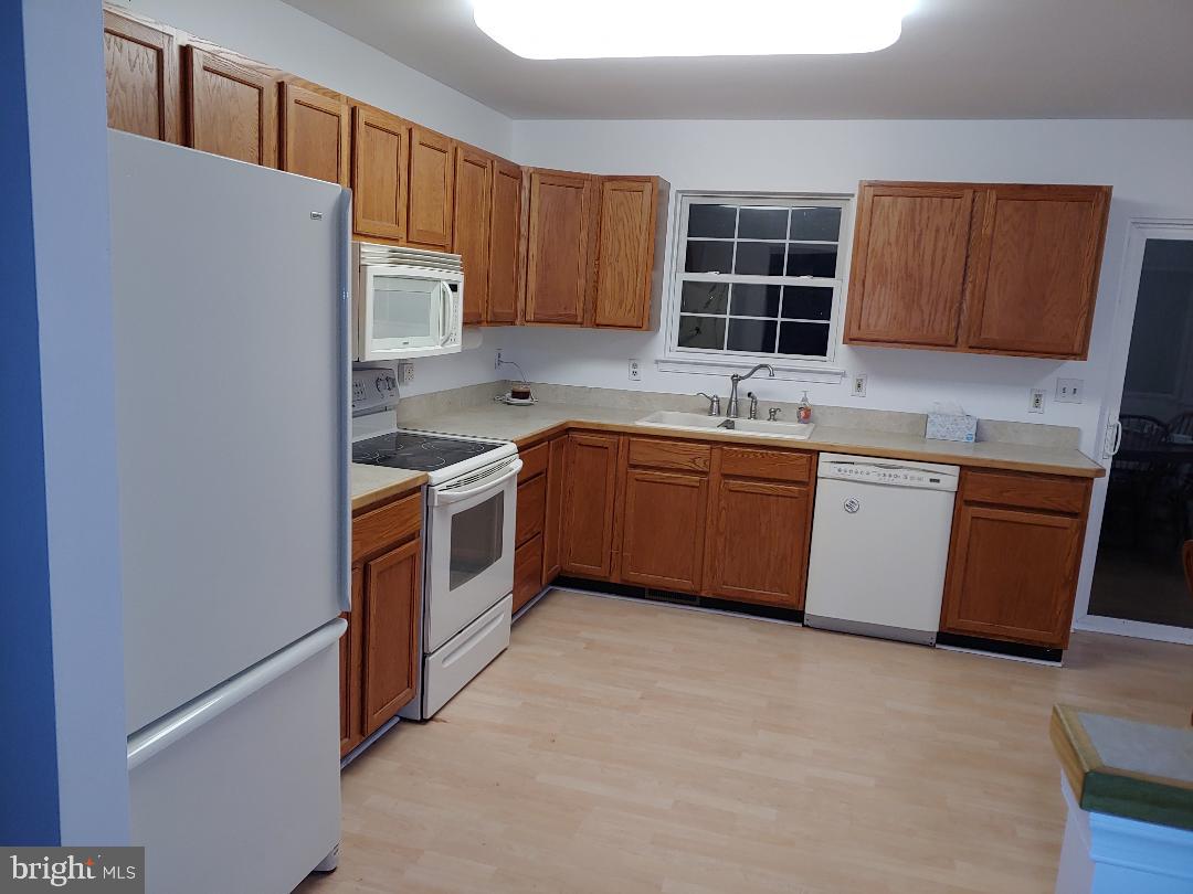 LAKE ARROWHEAD - Residential