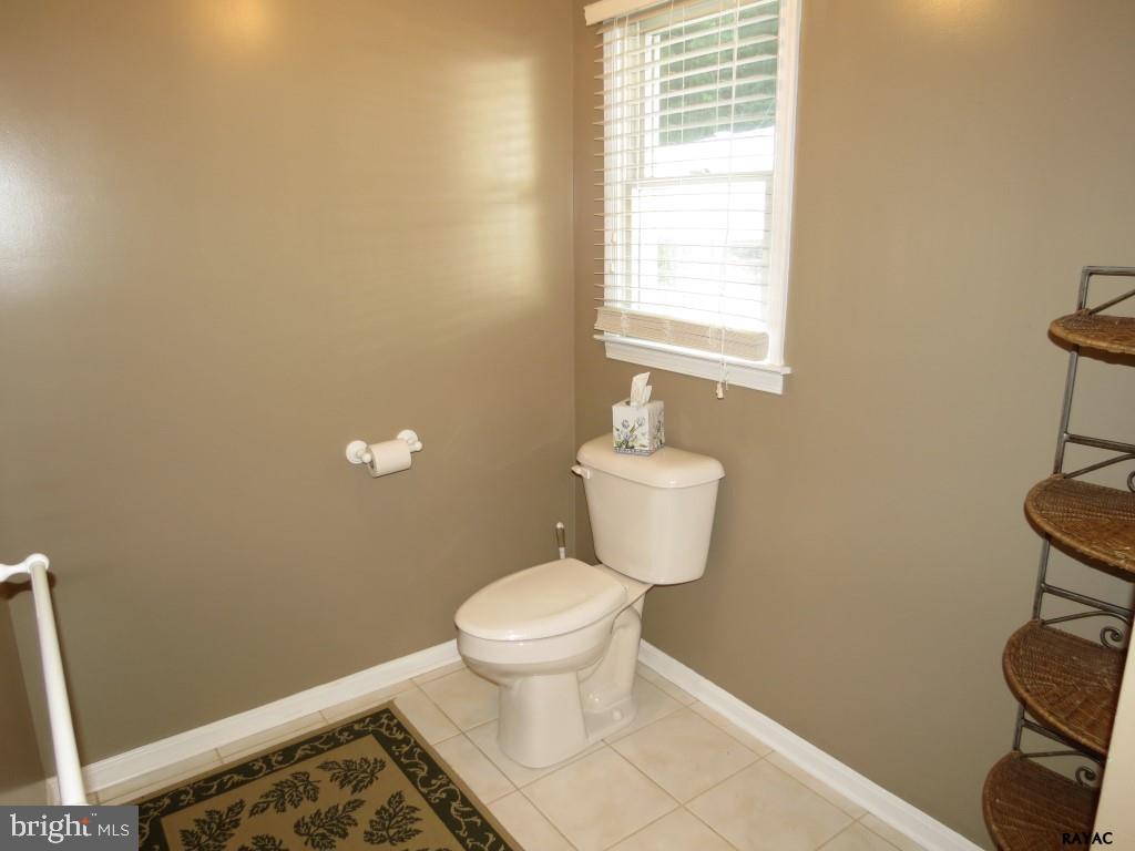 TRI HILL - Residential