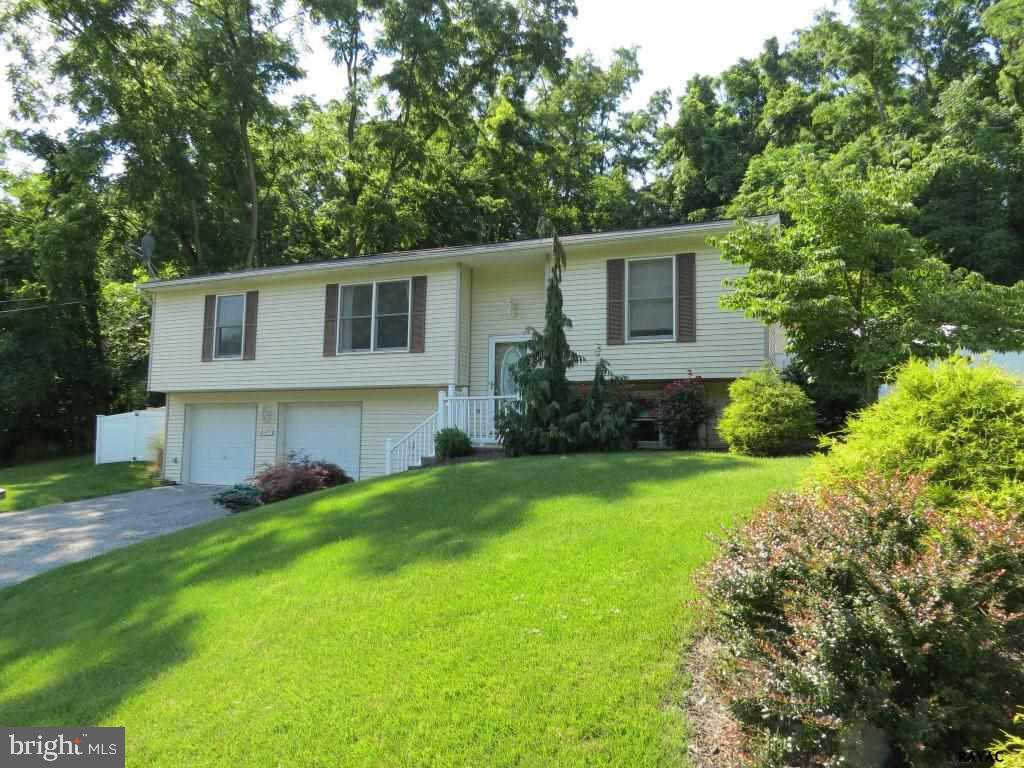 TRI HILL - Residential