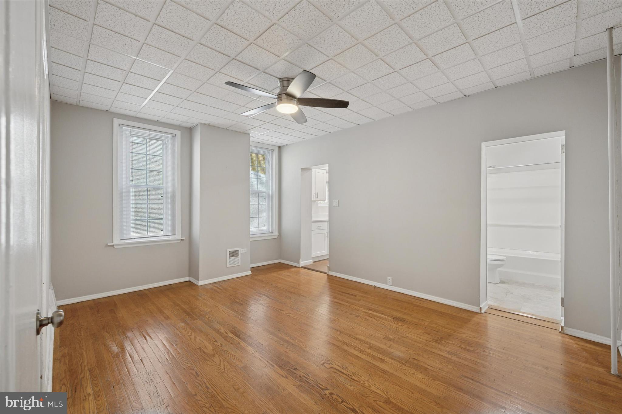 MANAYUNK - Residential Lease