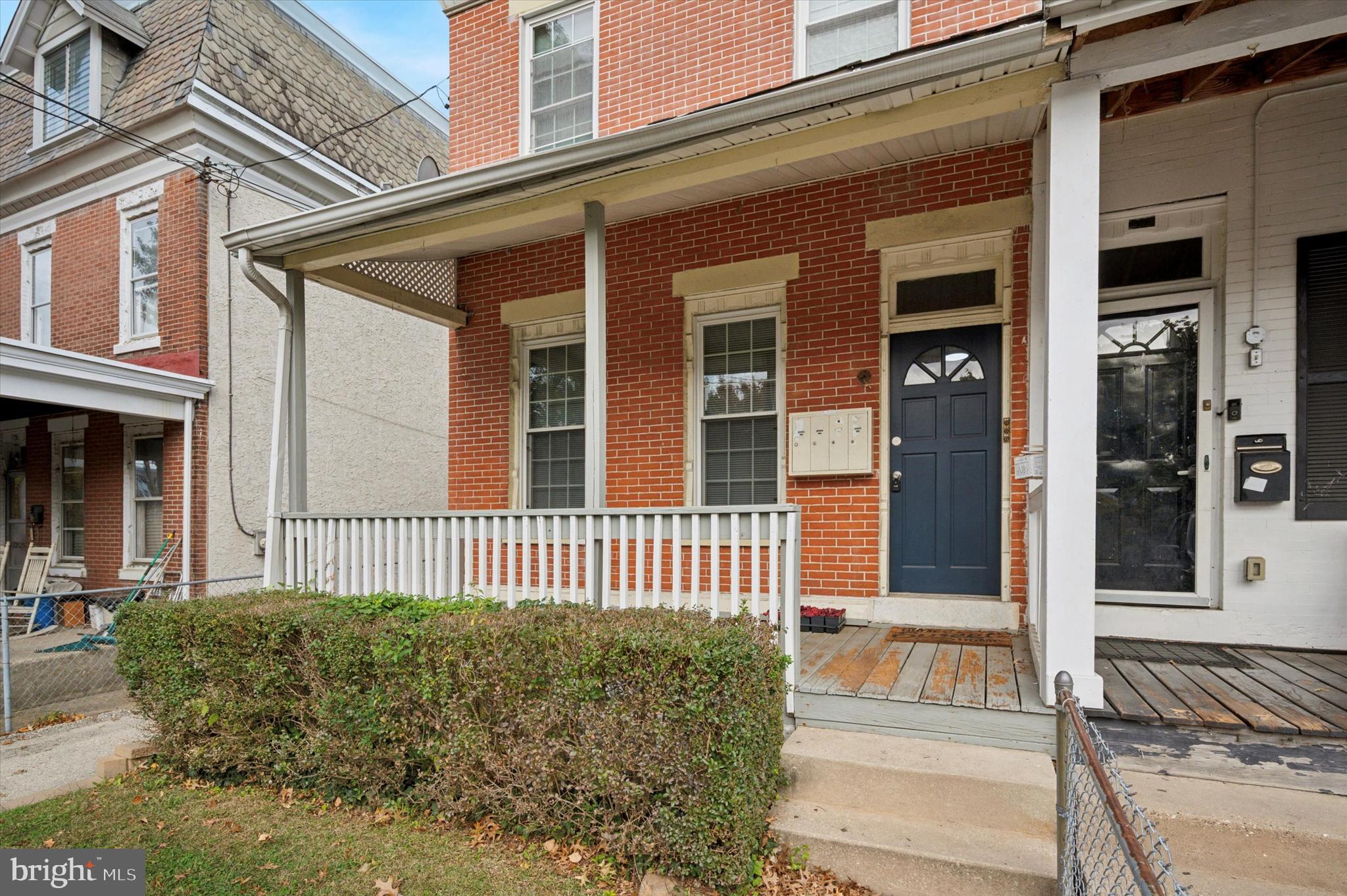 MANAYUNK - Residential Lease