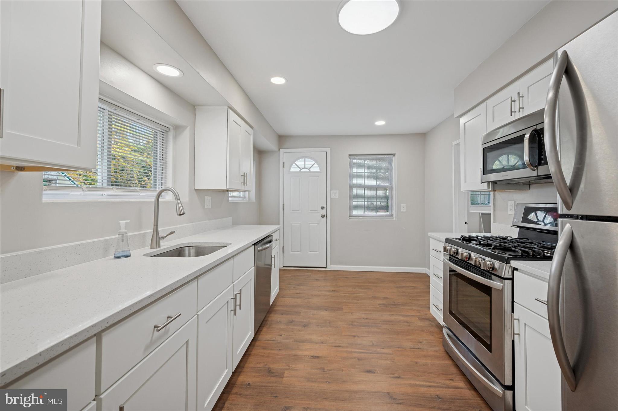 MANAYUNK - Residential Lease