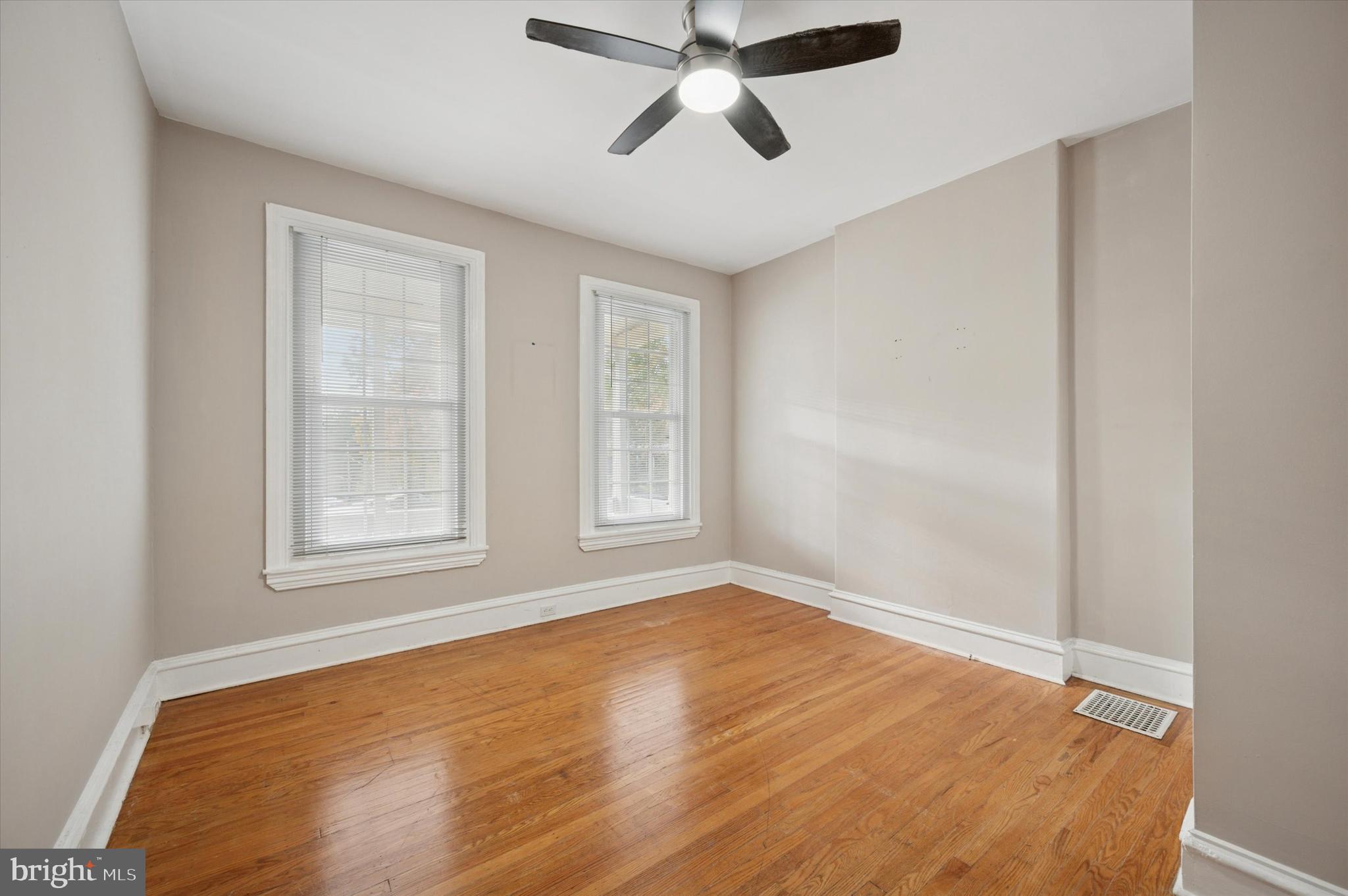 MANAYUNK - Residential Lease