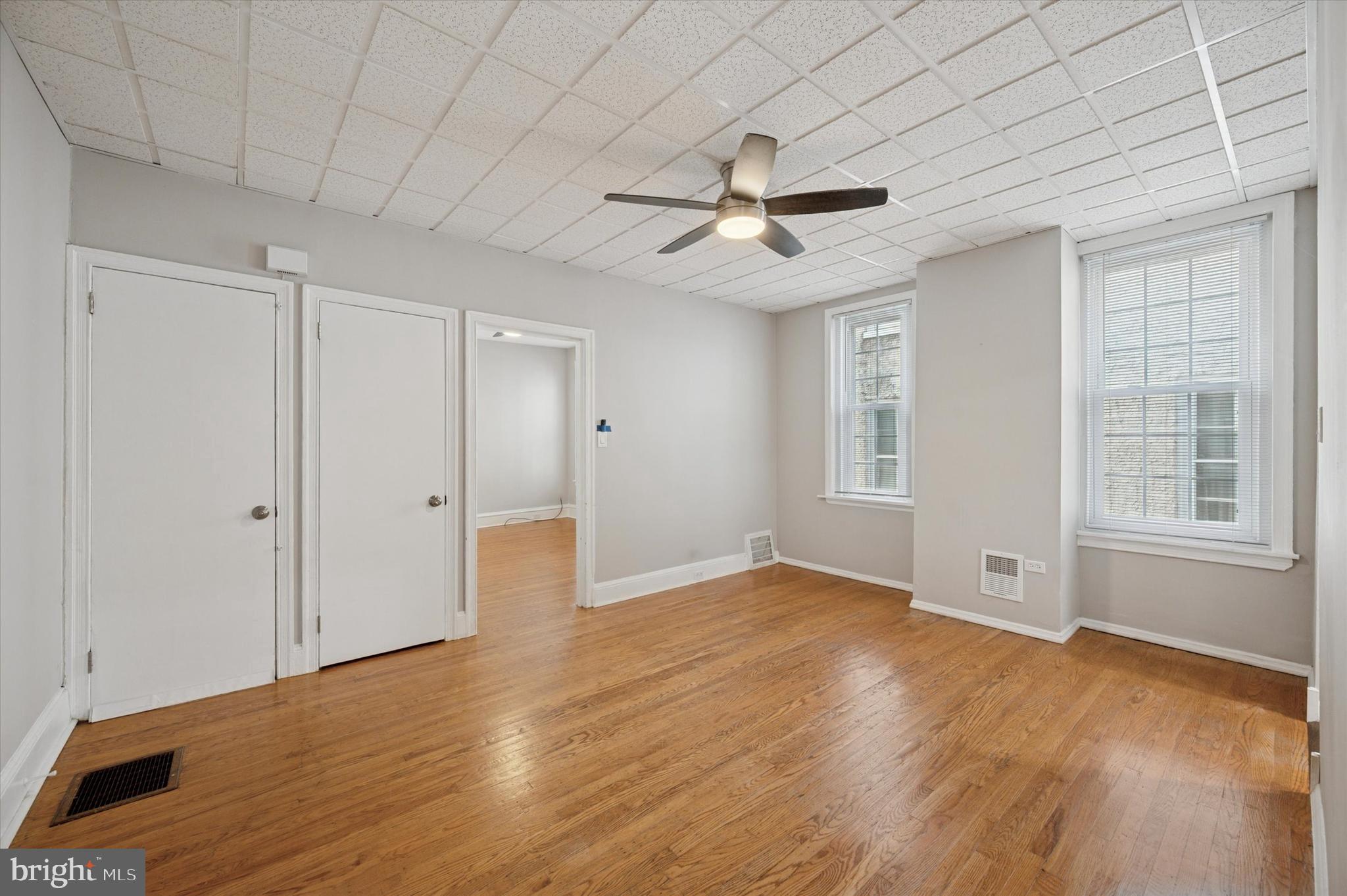 MANAYUNK - Residential Lease