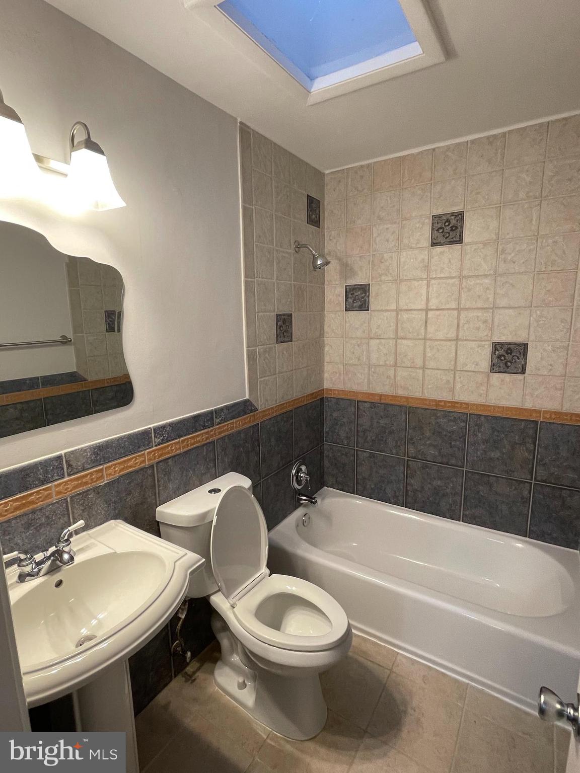 Search Homes 3 9064 ANDROMEDA DRIVE