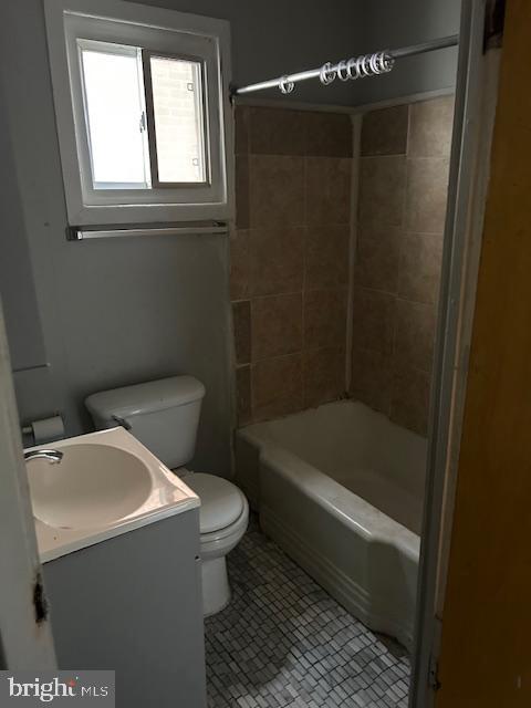 PHILADELPHIA (WEST) - Residential