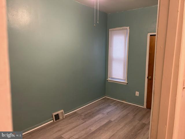 PHILADELPHIA (WEST) - Residential