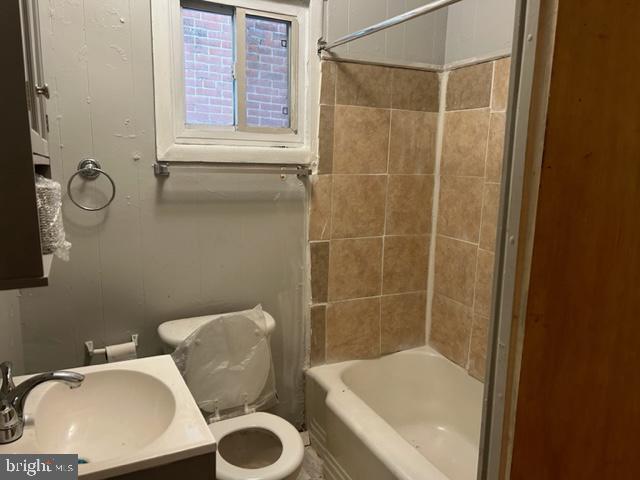 PHILADELPHIA (WEST) - Residential