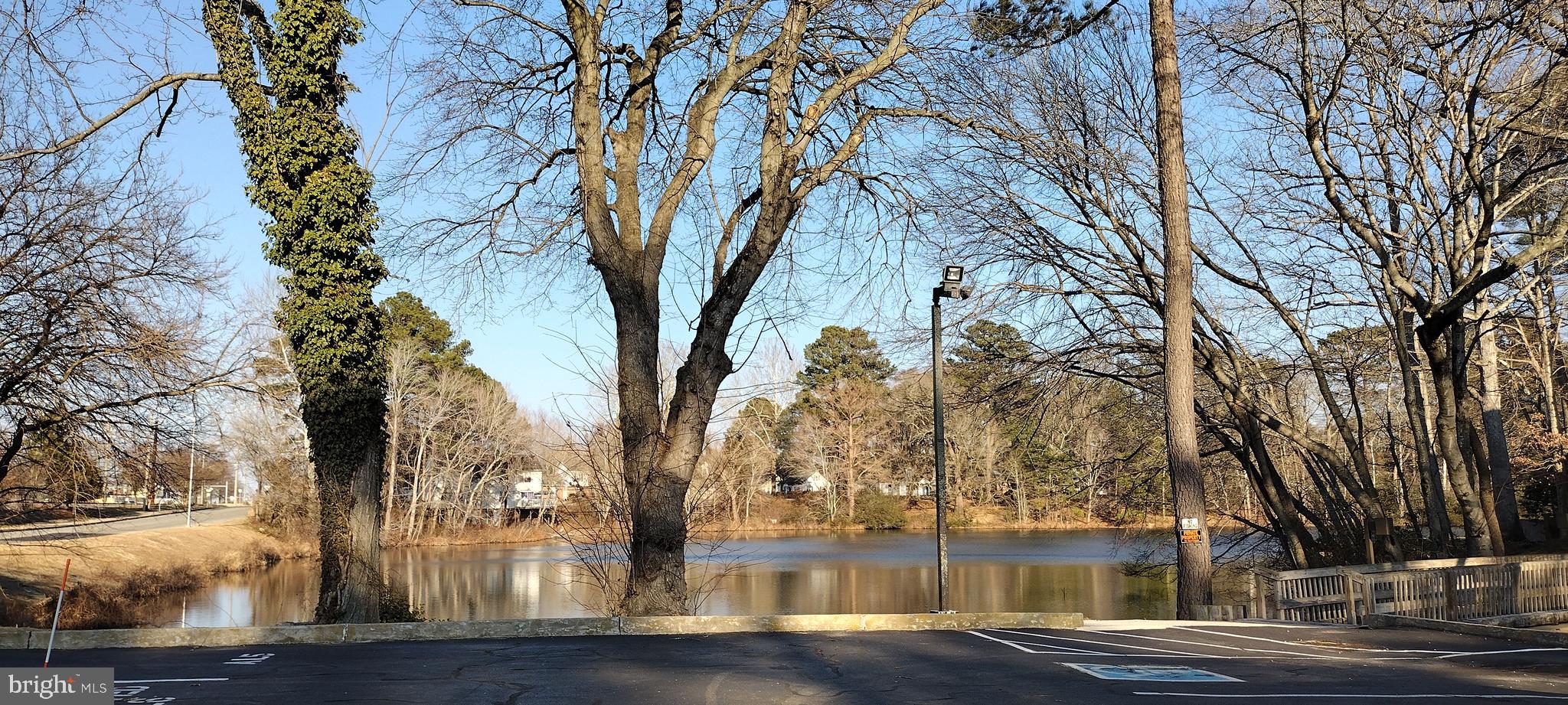 CANAL WOODS III - Residential