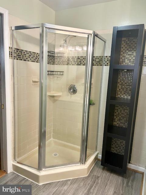 WESTVIEW PARK - Residential Lease