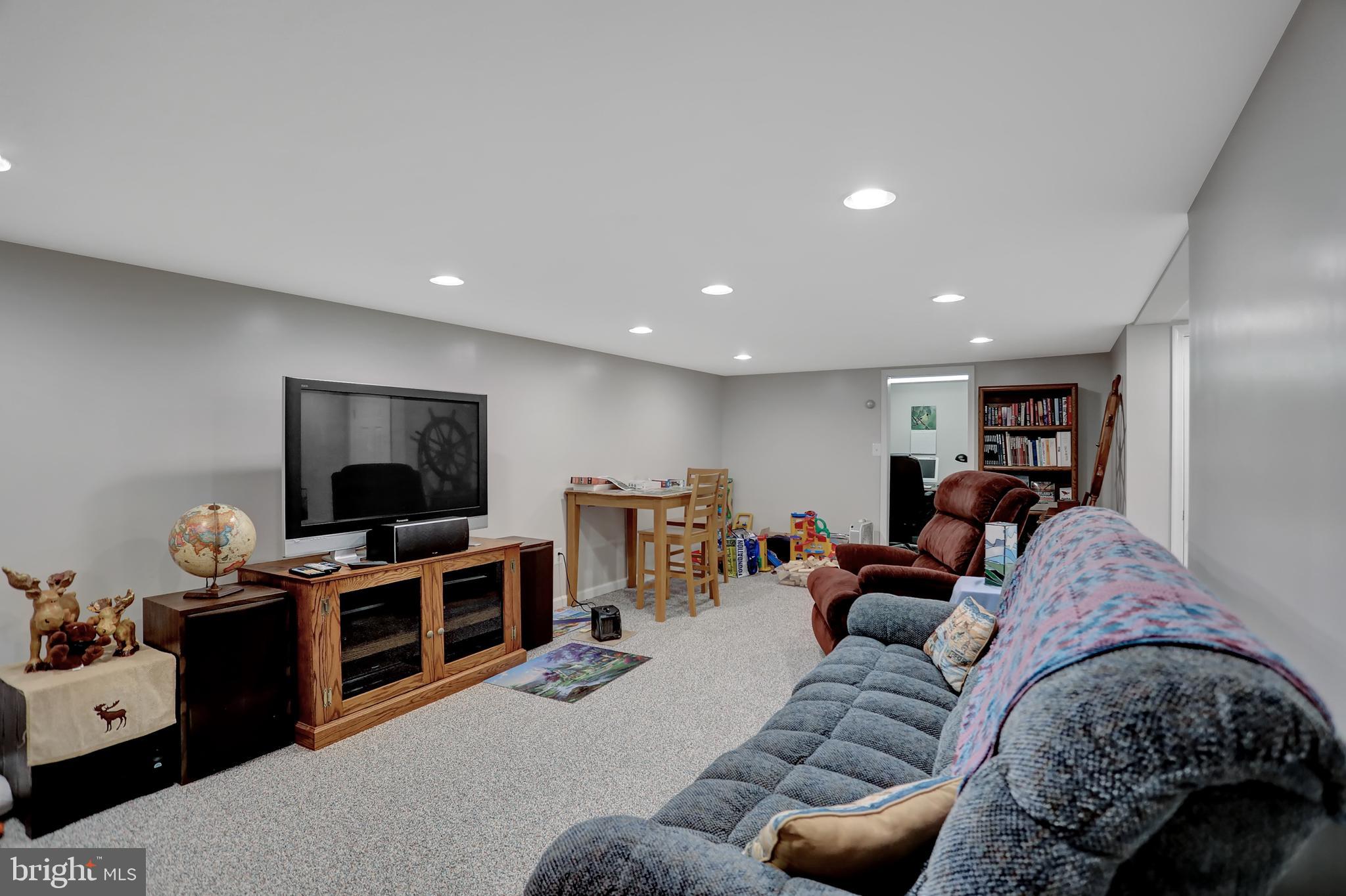 PARKTON - Residential Lease