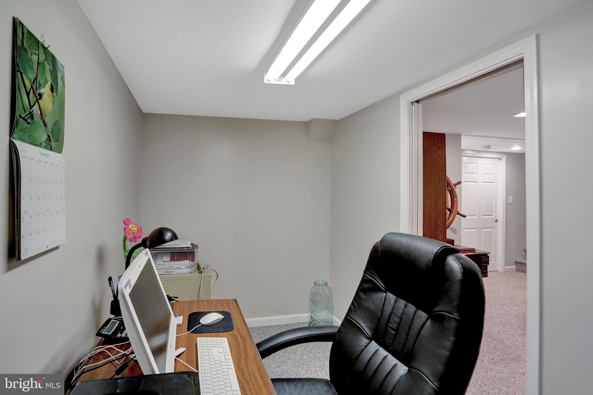 PARKTON - Residential Lease