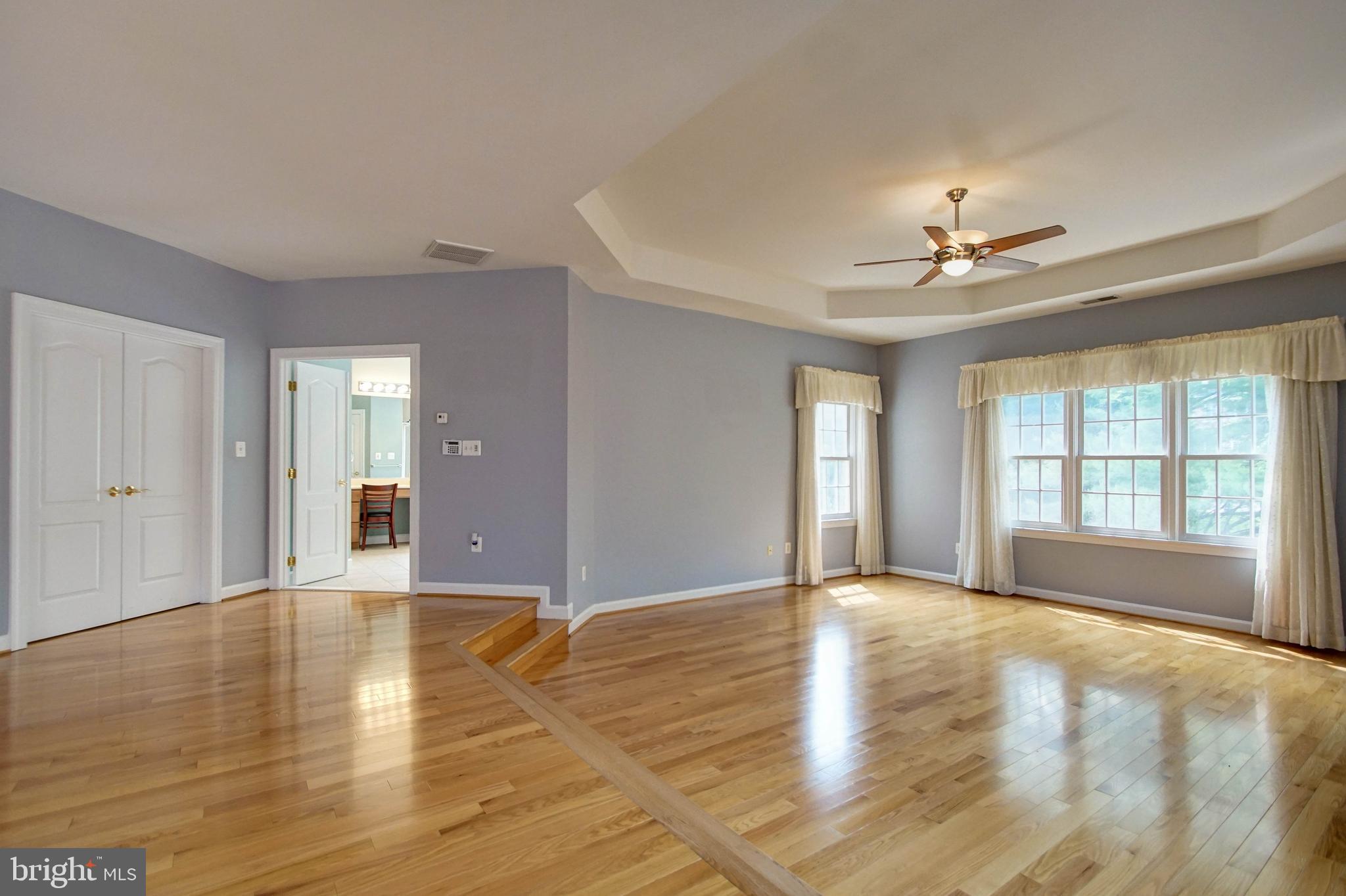 HUNTING RIDGE - Residential