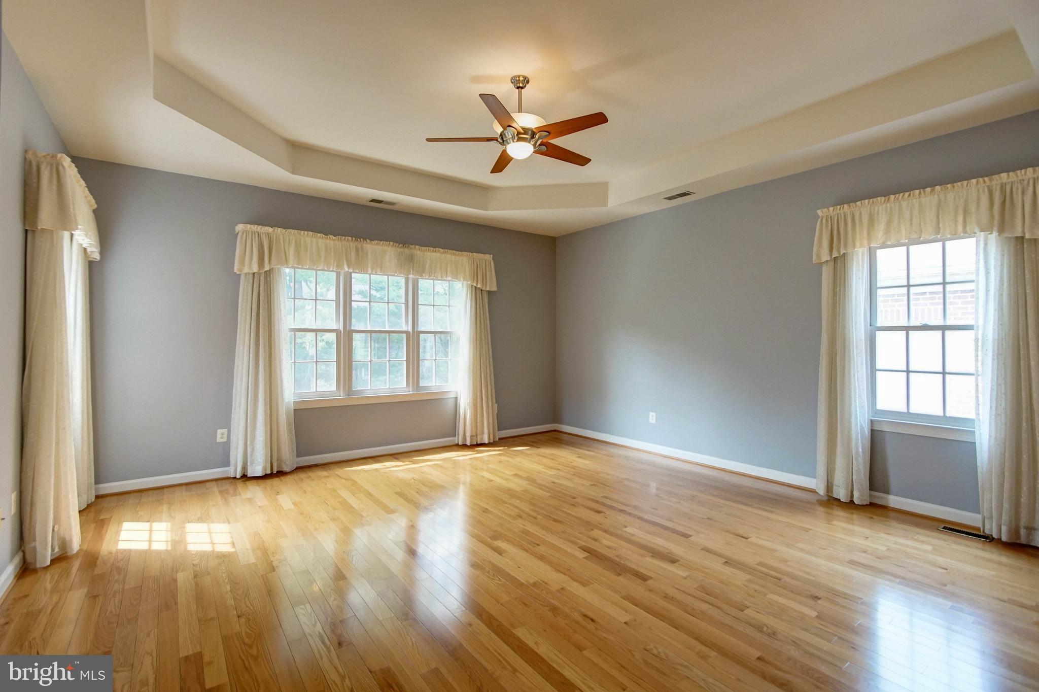 HUNTING RIDGE - Residential