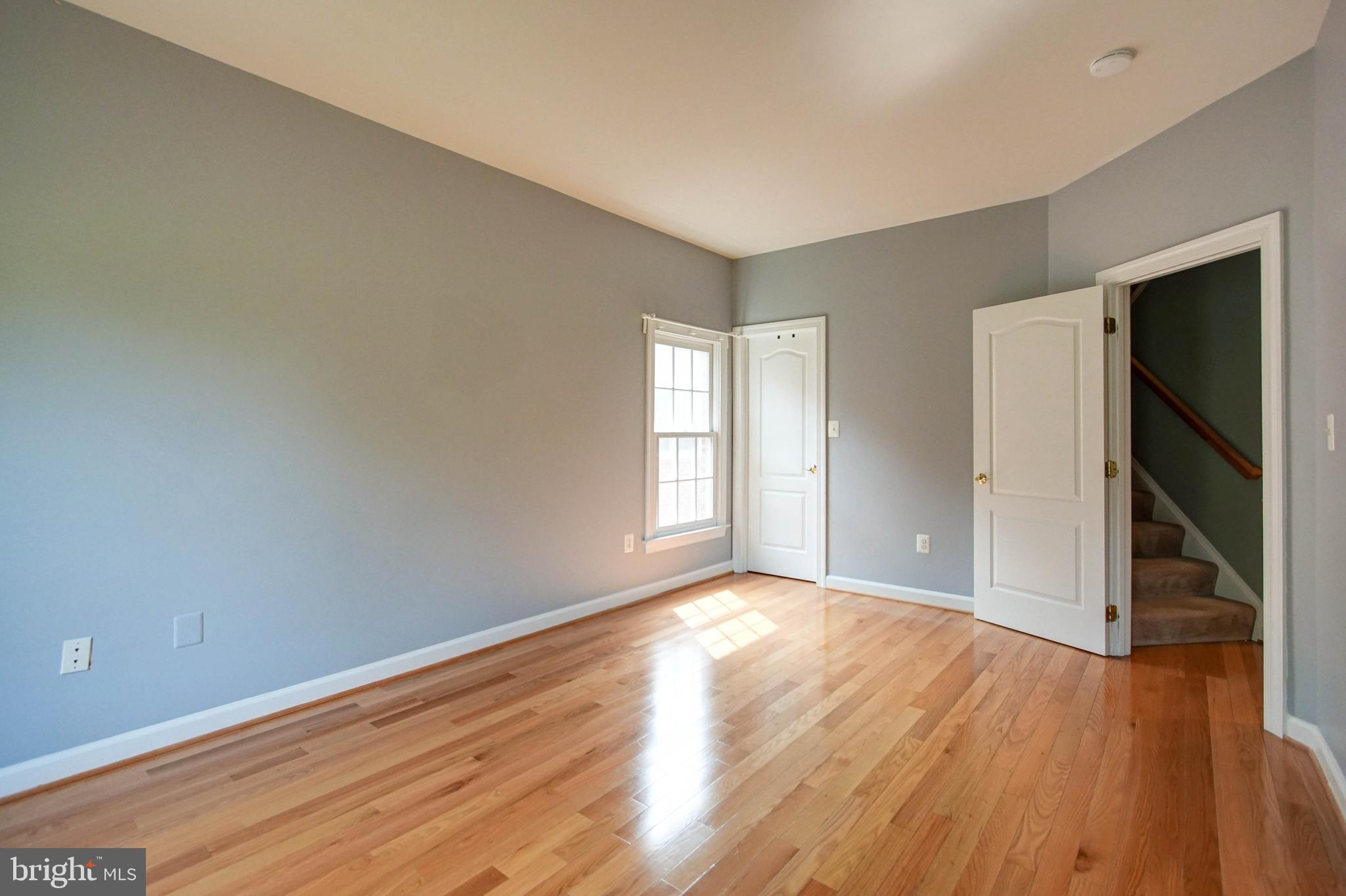 HUNTING RIDGE - Residential