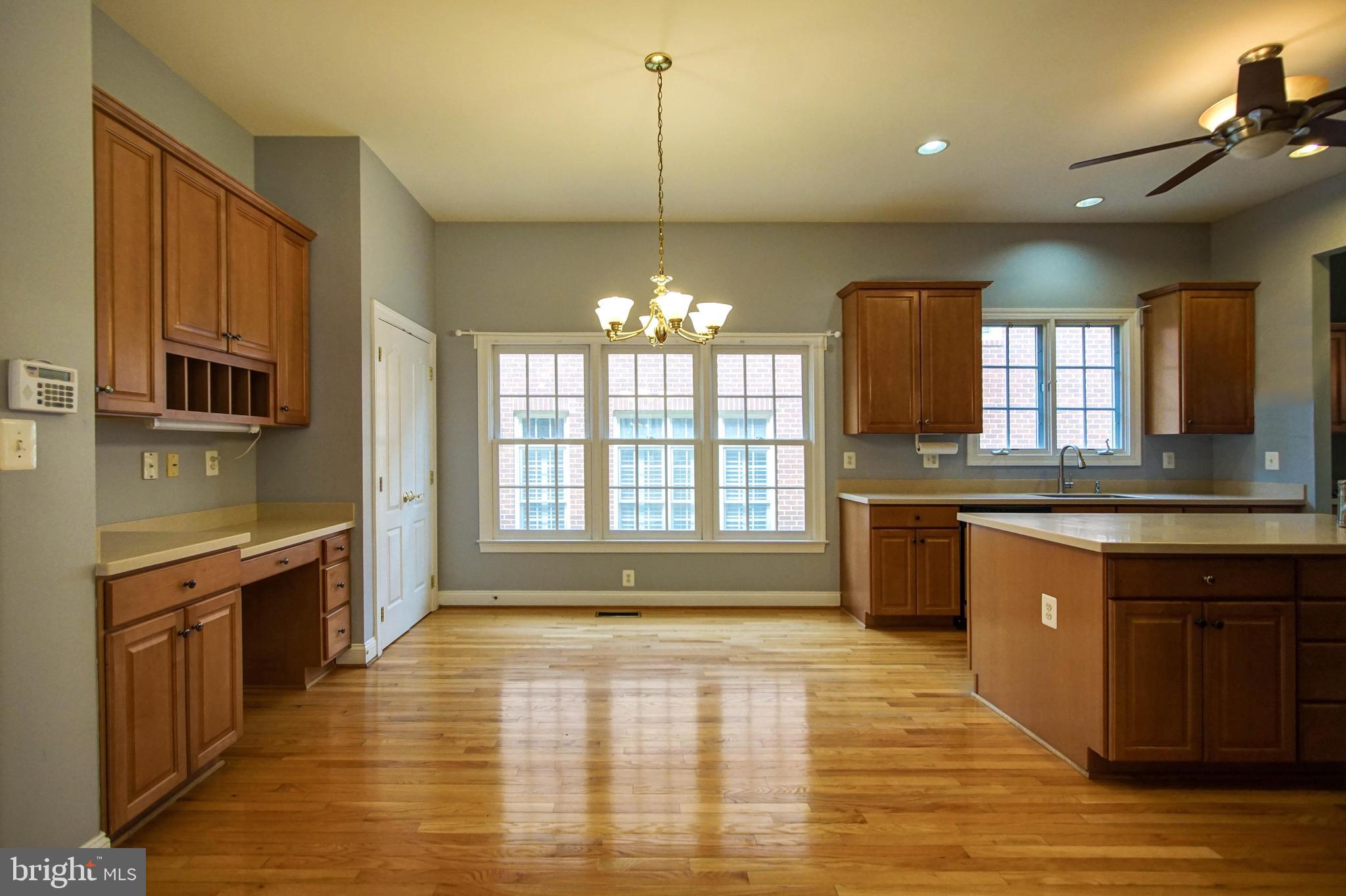 HUNTING RIDGE - Residential