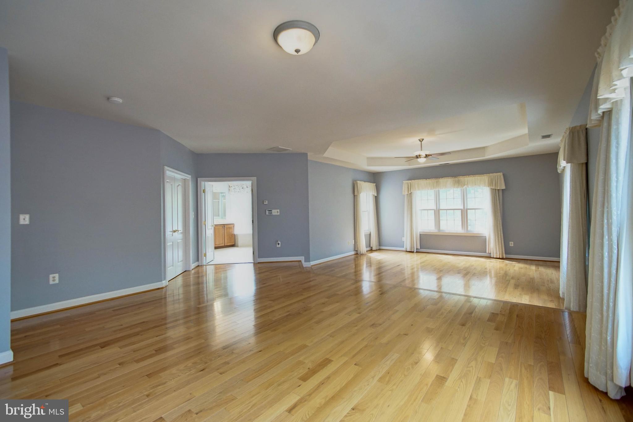 HUNTING RIDGE - Residential