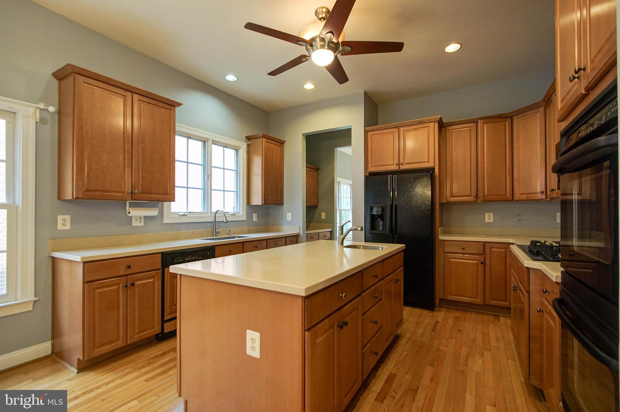 HUNTING RIDGE - Residential