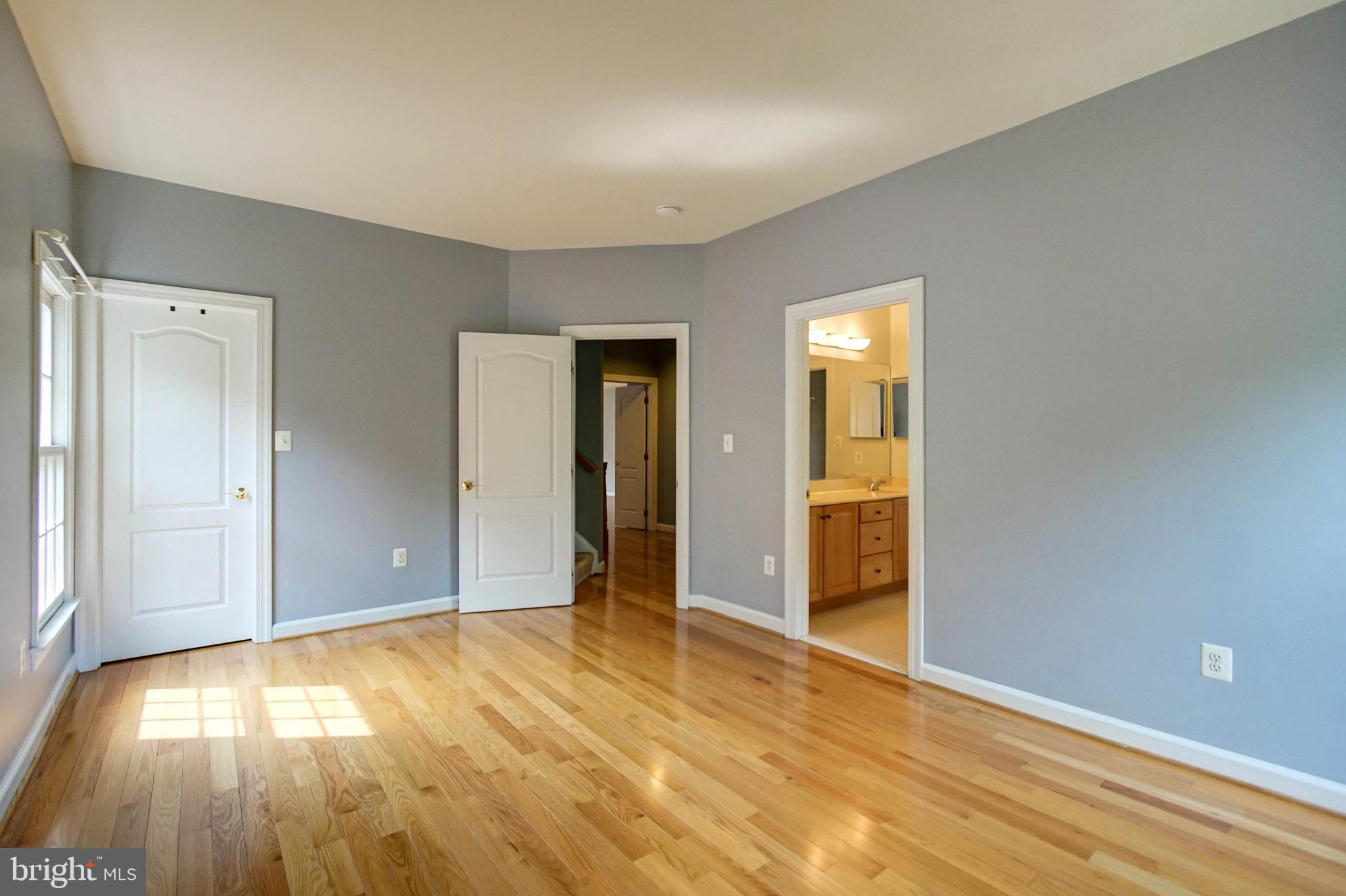 HUNTING RIDGE - Residential