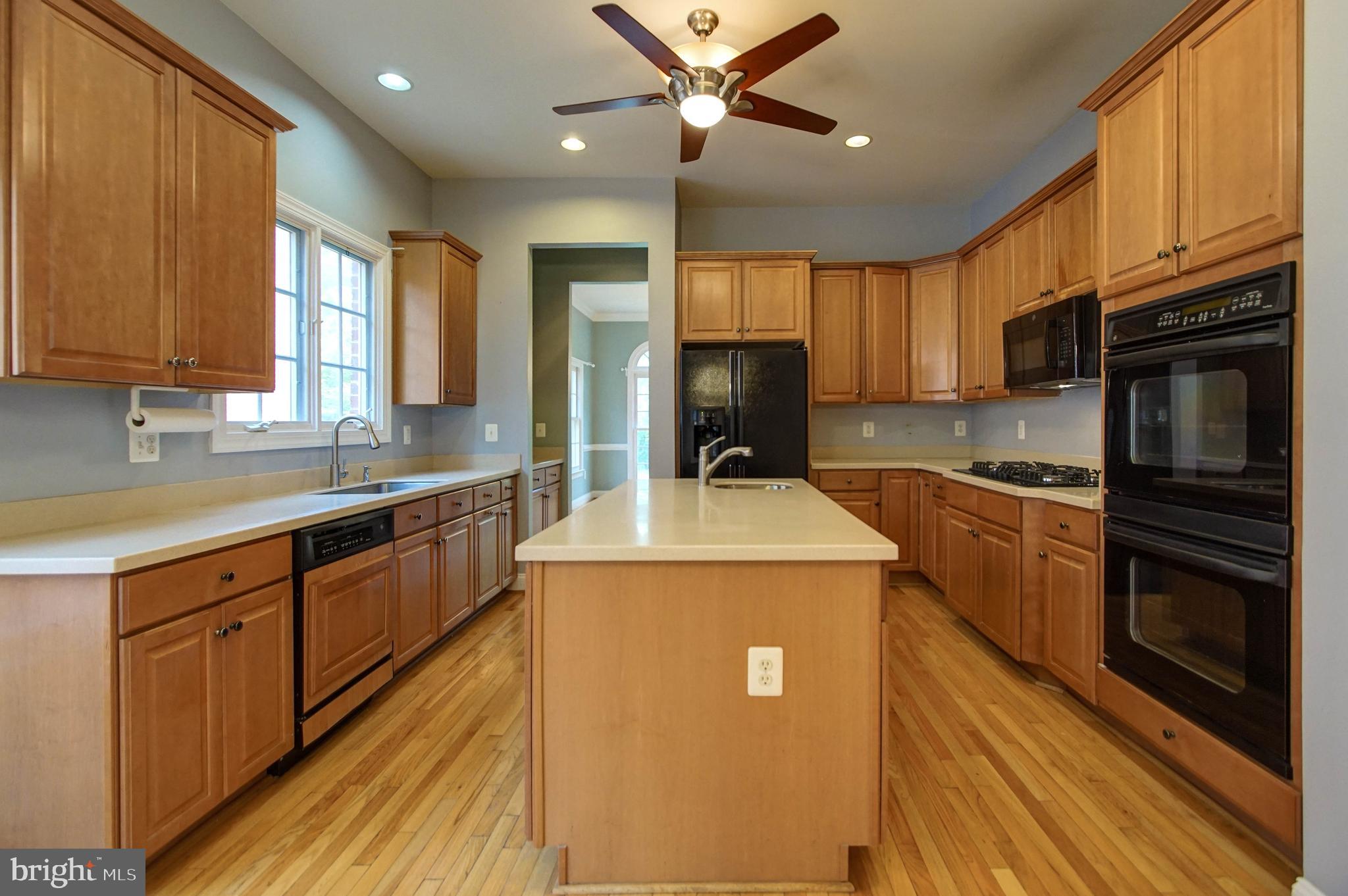 HUNTING RIDGE - Residential