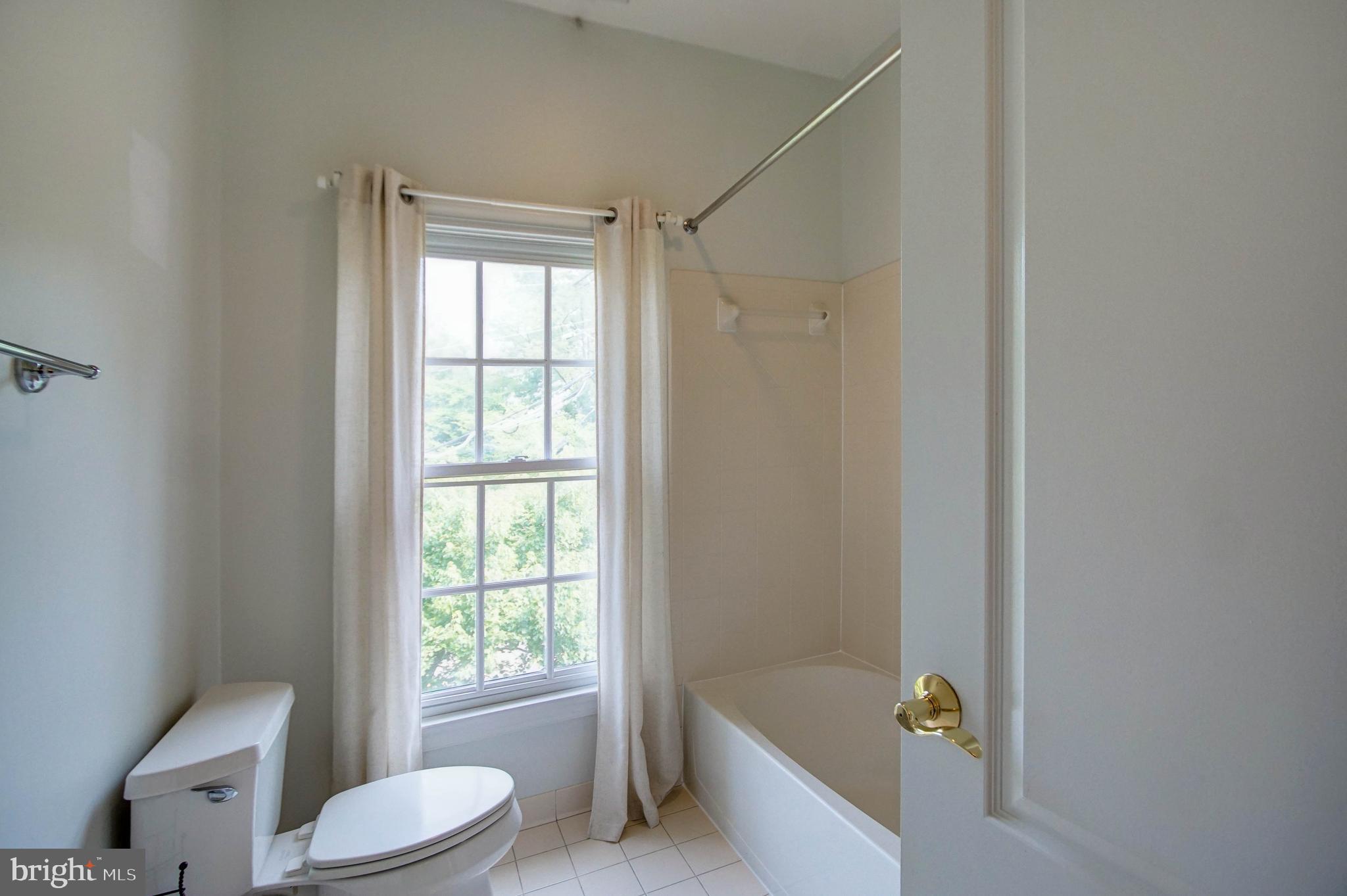 HUNTING RIDGE - Residential