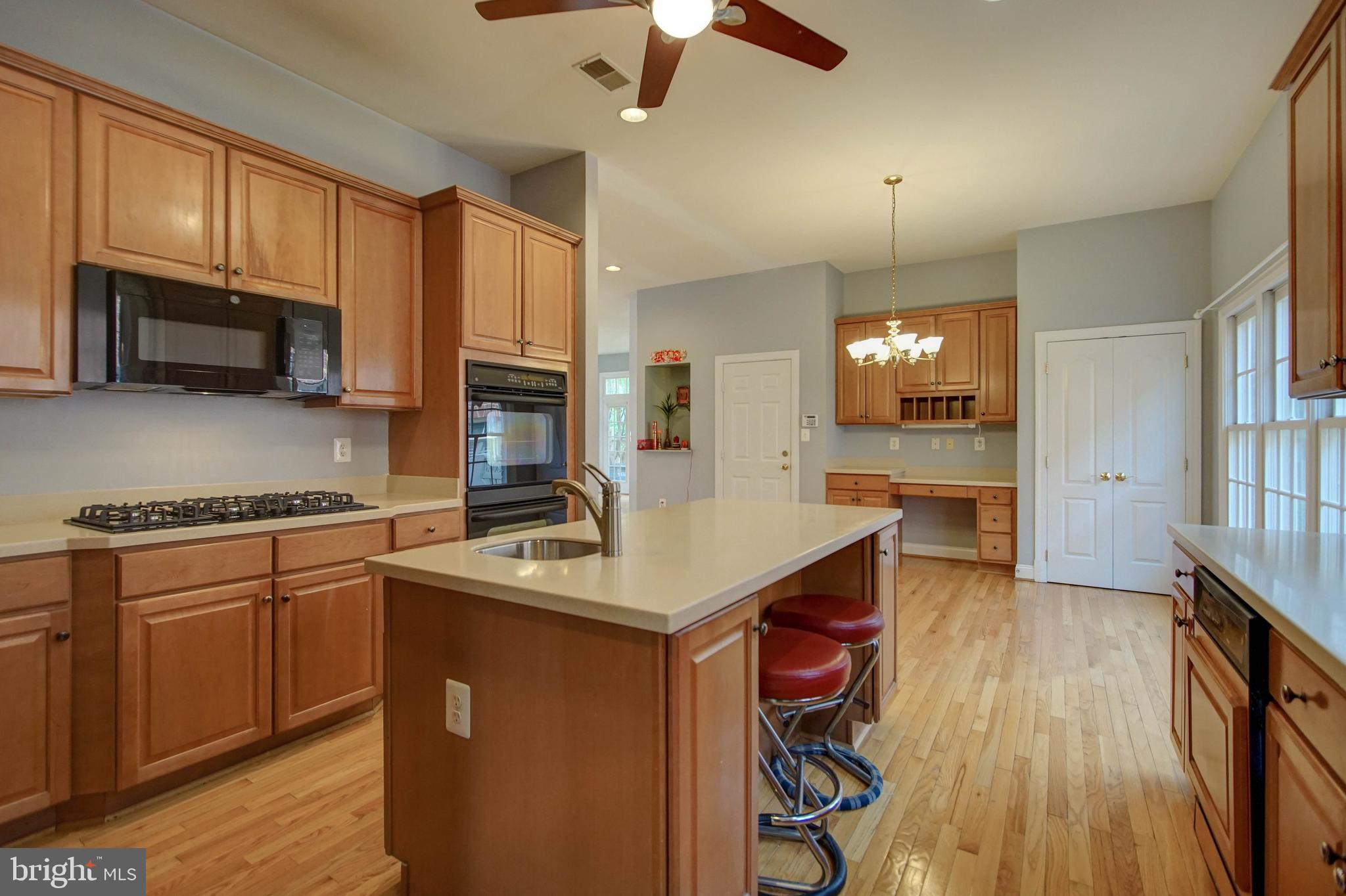 HUNTING RIDGE - Residential