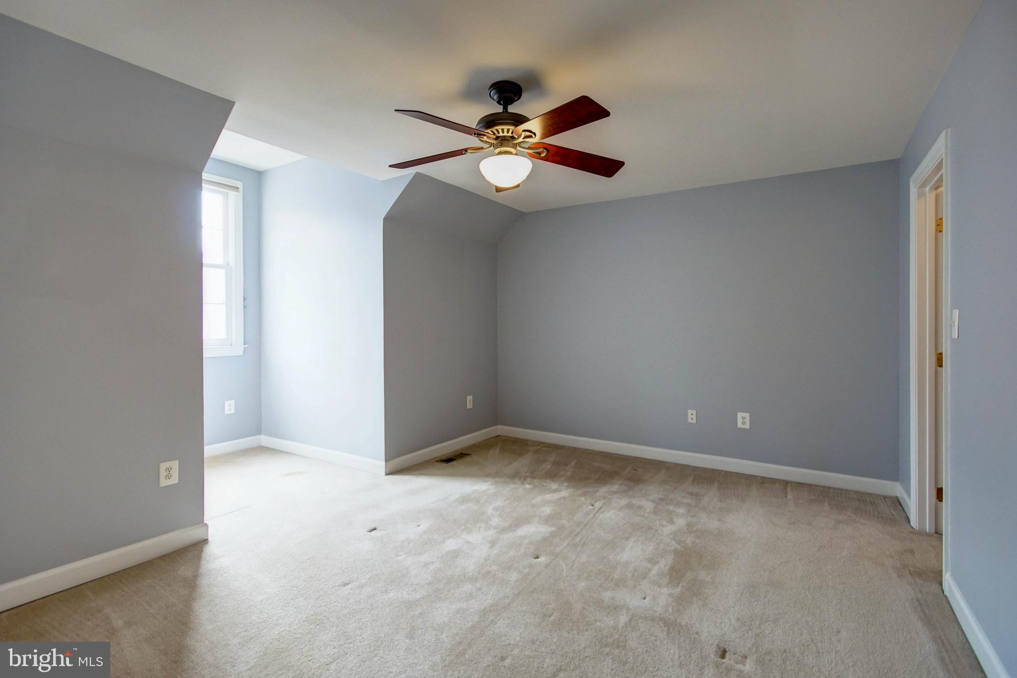 HUNTING RIDGE - Residential