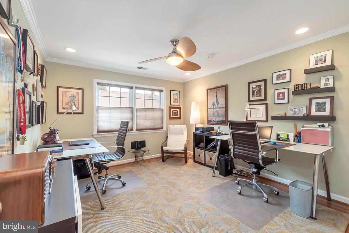 LANDMARK MEWS - Residential Lease