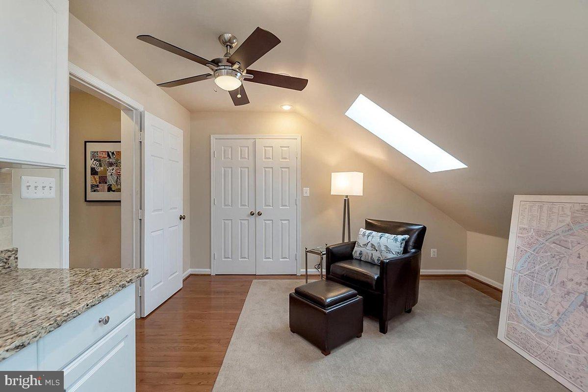 LANDMARK MEWS - Residential Lease