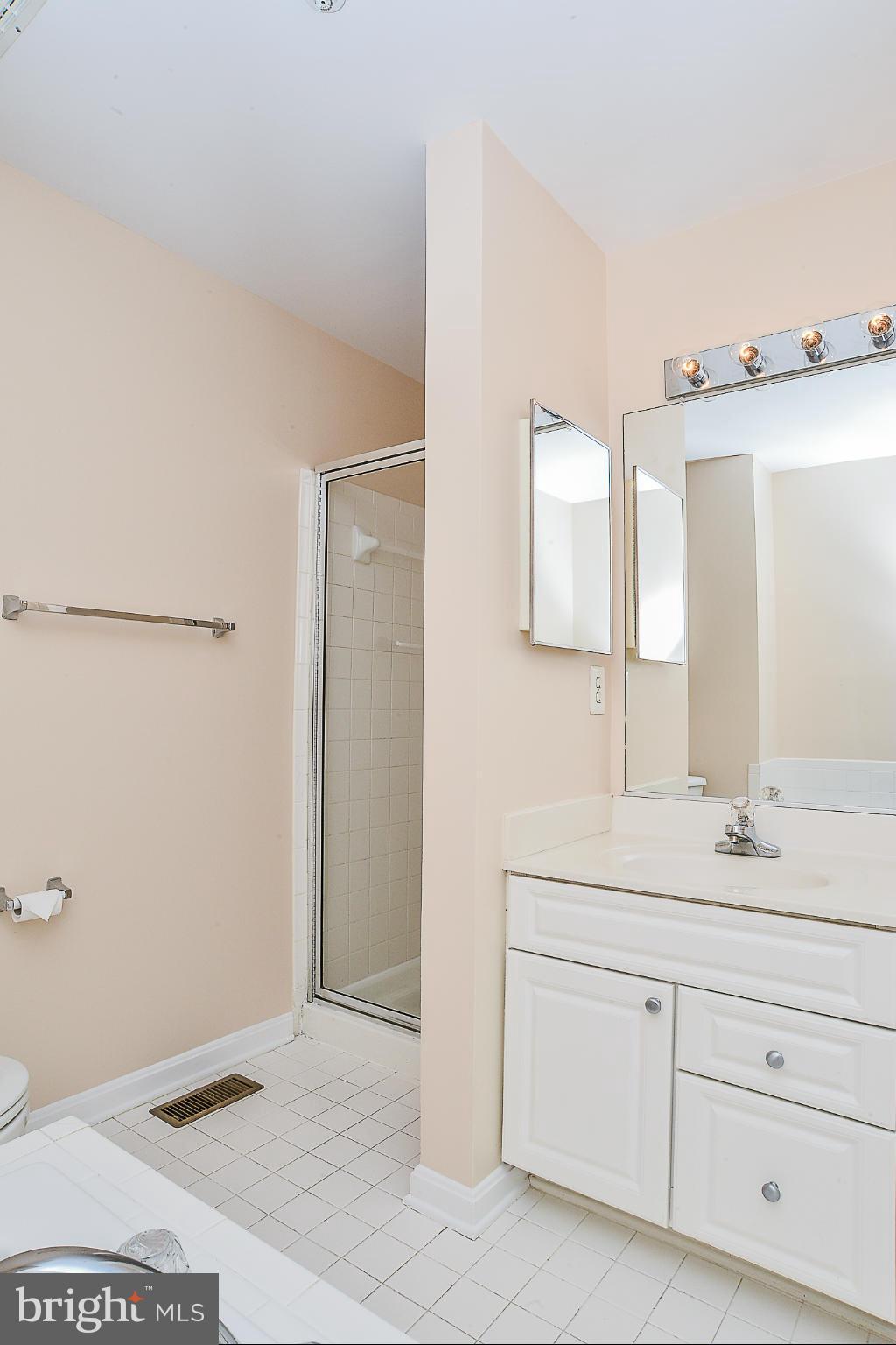 MANORS AT MCNAIR FARMS - Residential