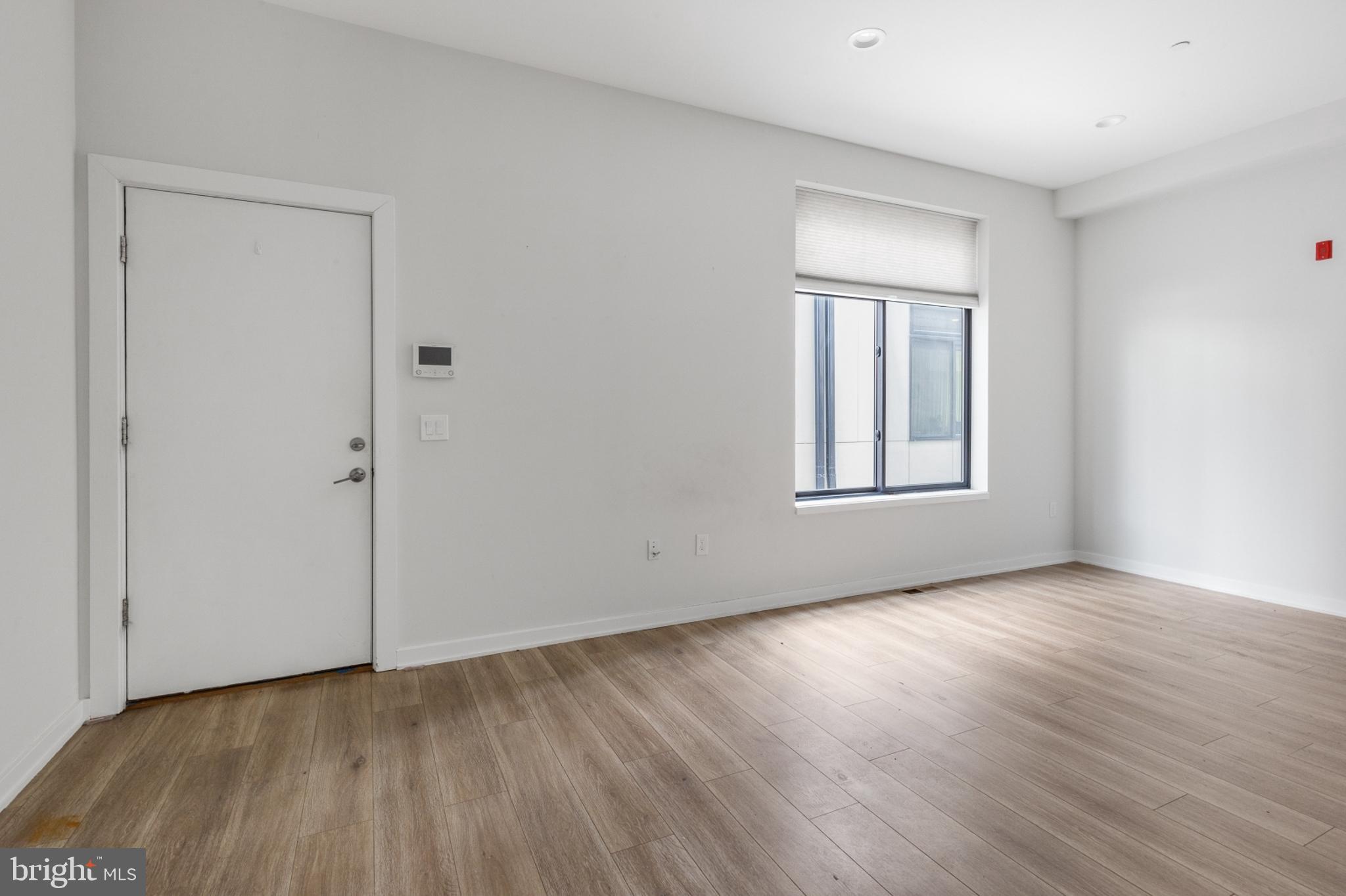 ROXBOROUGH - Residential Lease