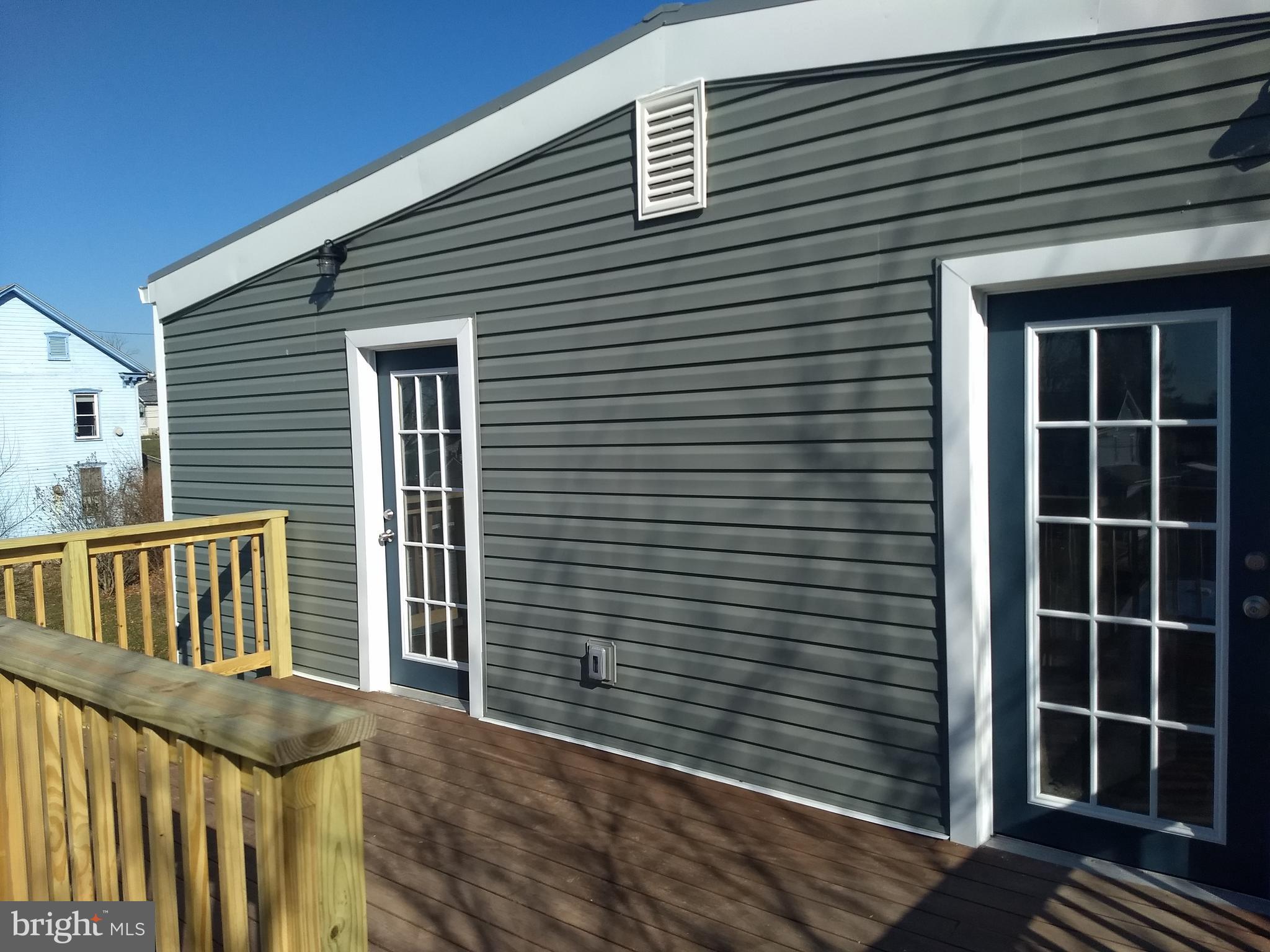 ROYALTON - Residential Lease