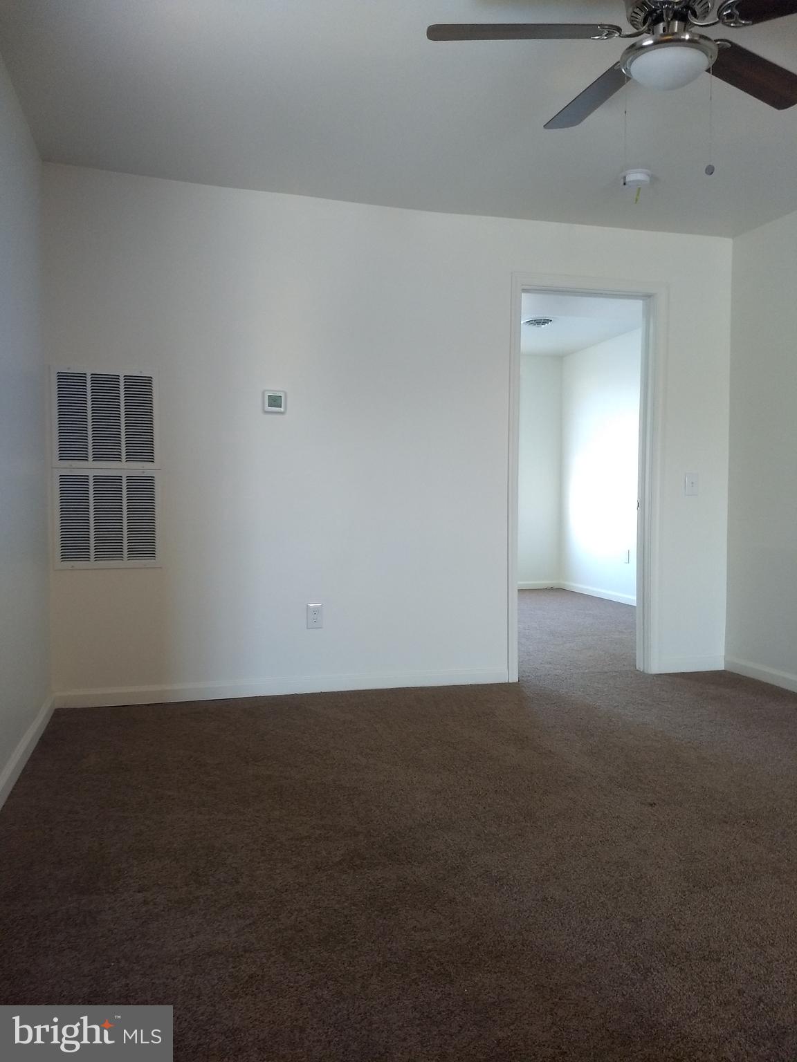 ROYALTON - Residential Lease