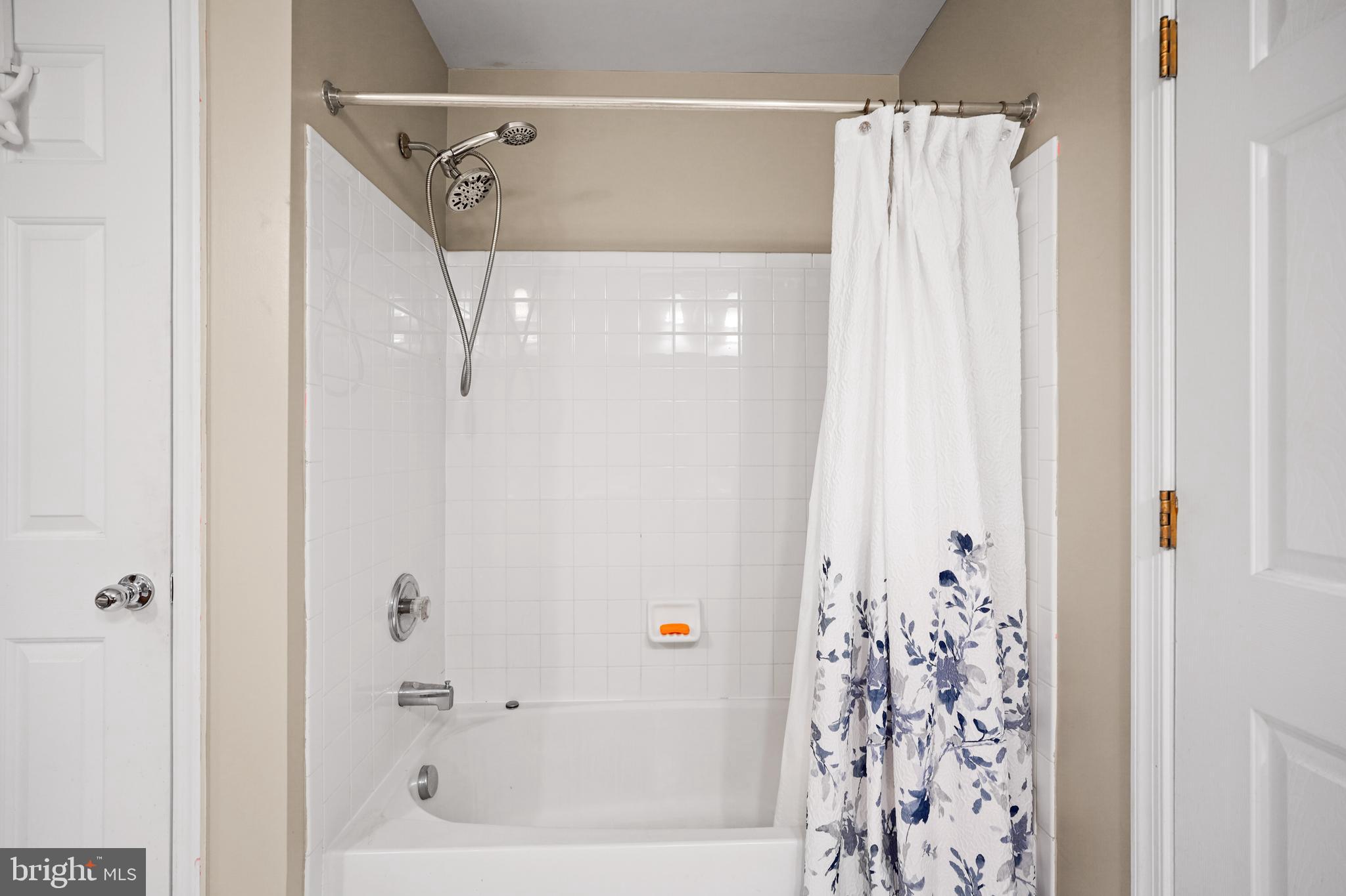 CONTEE CROSSING - Residential