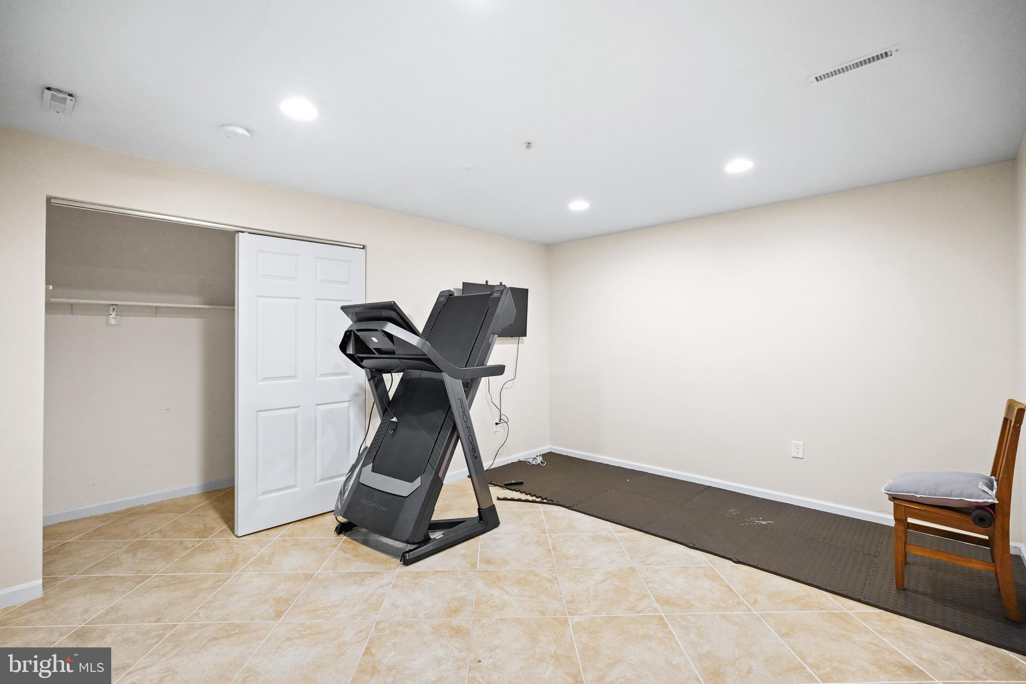 CONTEE CROSSING - Residential